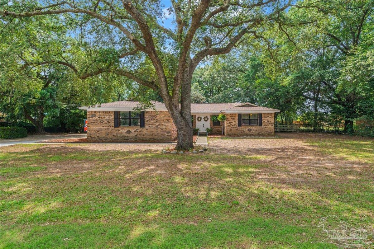 6020 Oakwood Drive Milton FL 32570