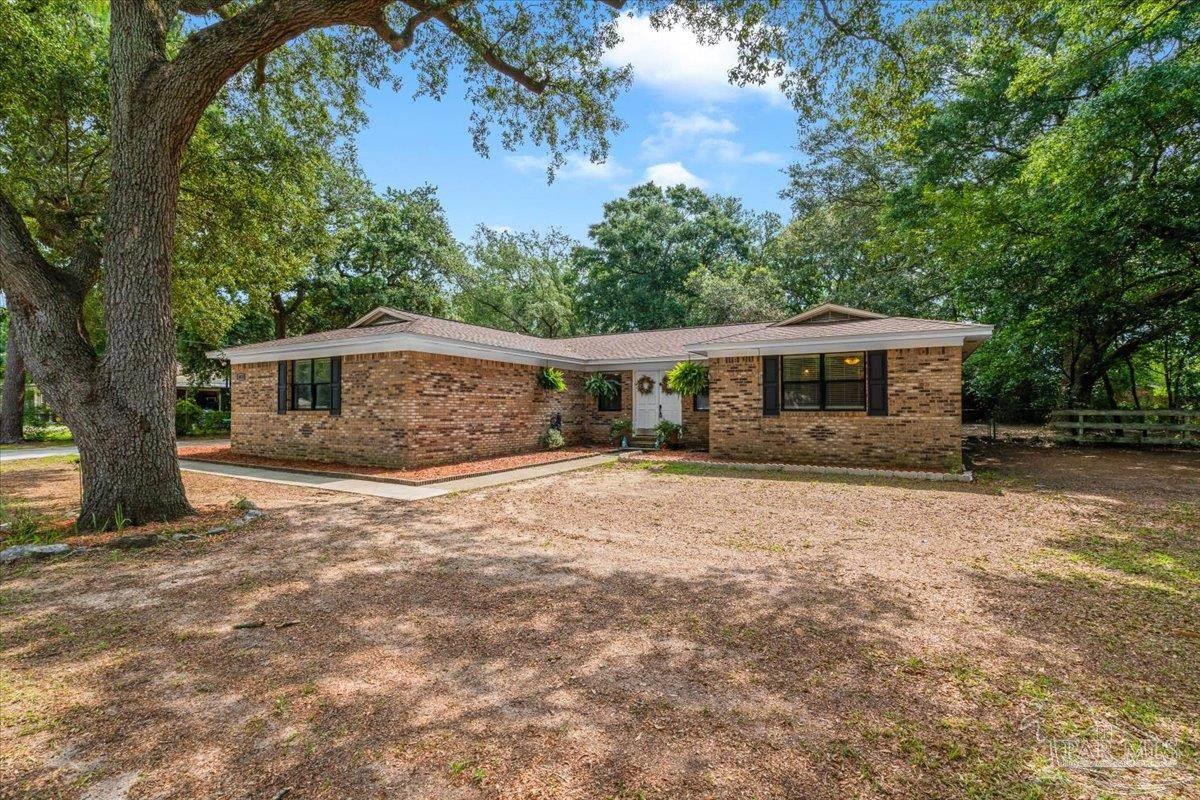 6020 Oakwood Drive Milton FL 32570