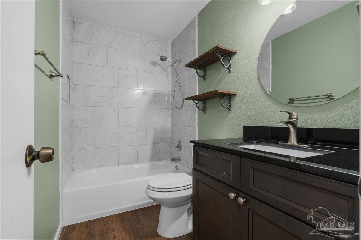 6020 Oakwood Drive Milton FL 32570