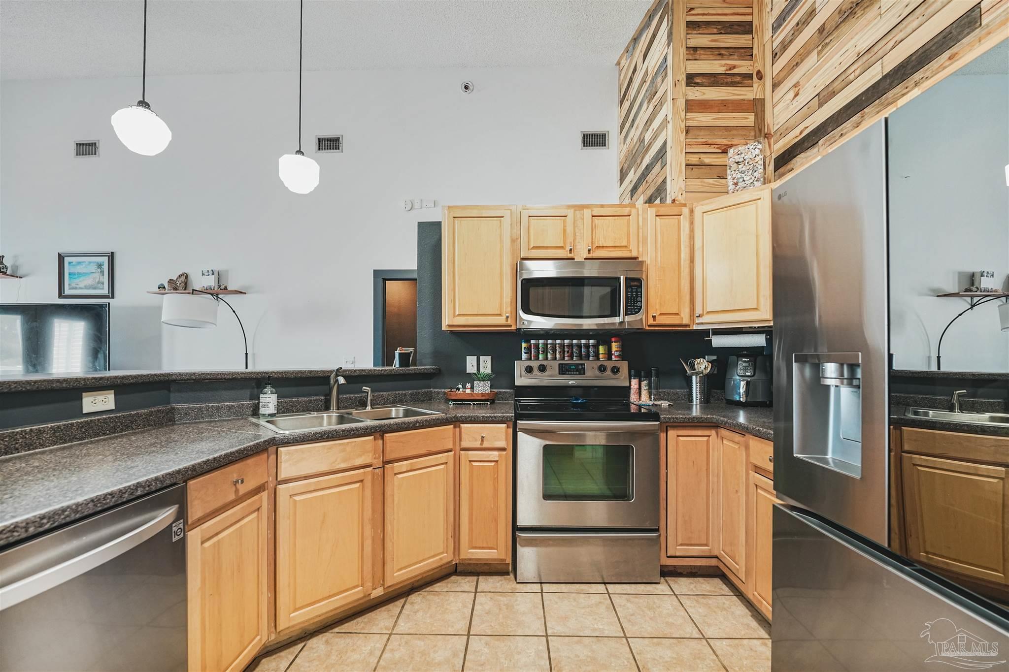 724 Landing Lane Pensacola FL 32507