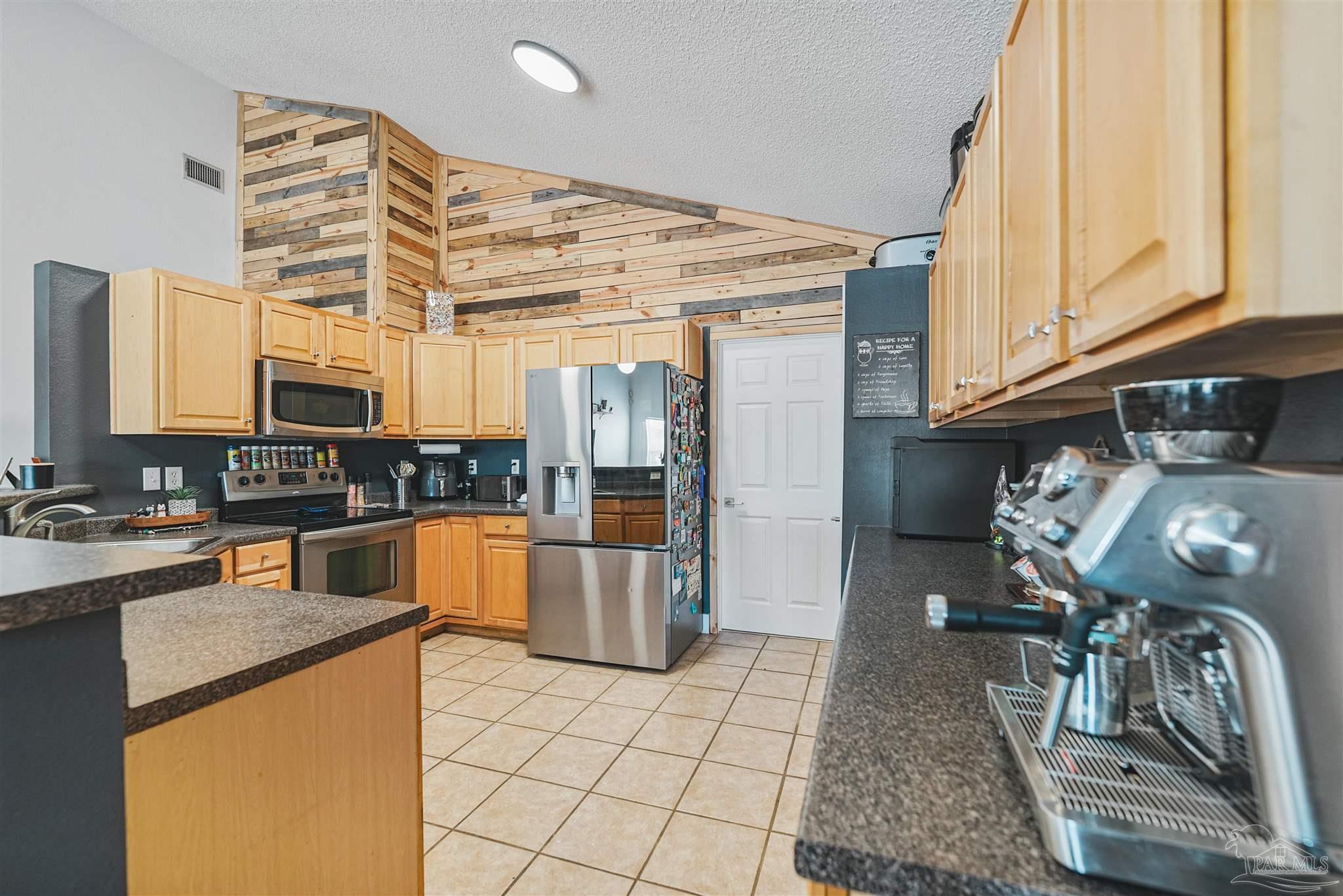 724 Landing Lane Pensacola FL 32507