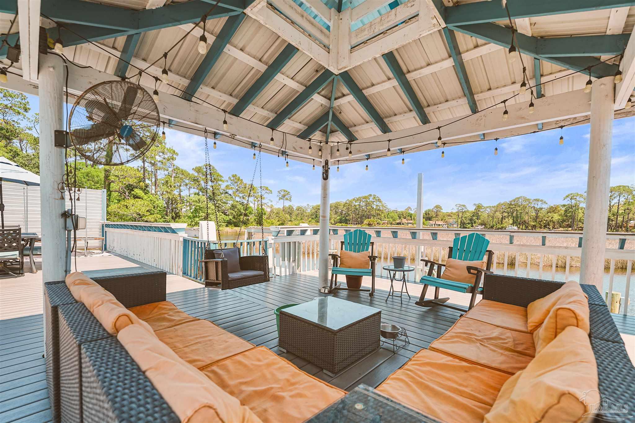 724 Landing Lane Pensacola FL 32507