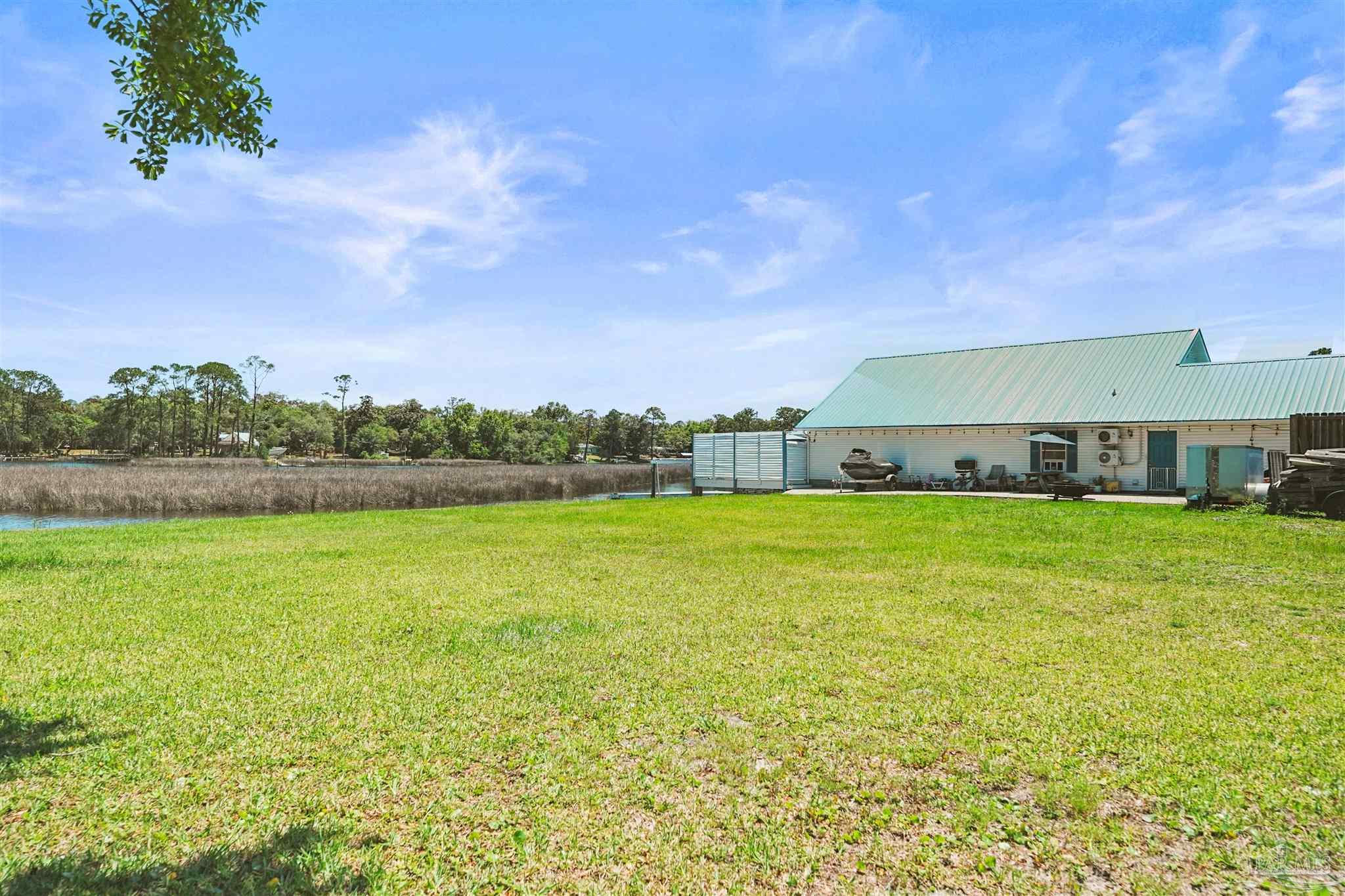 724 Landing Lane Pensacola FL 32507