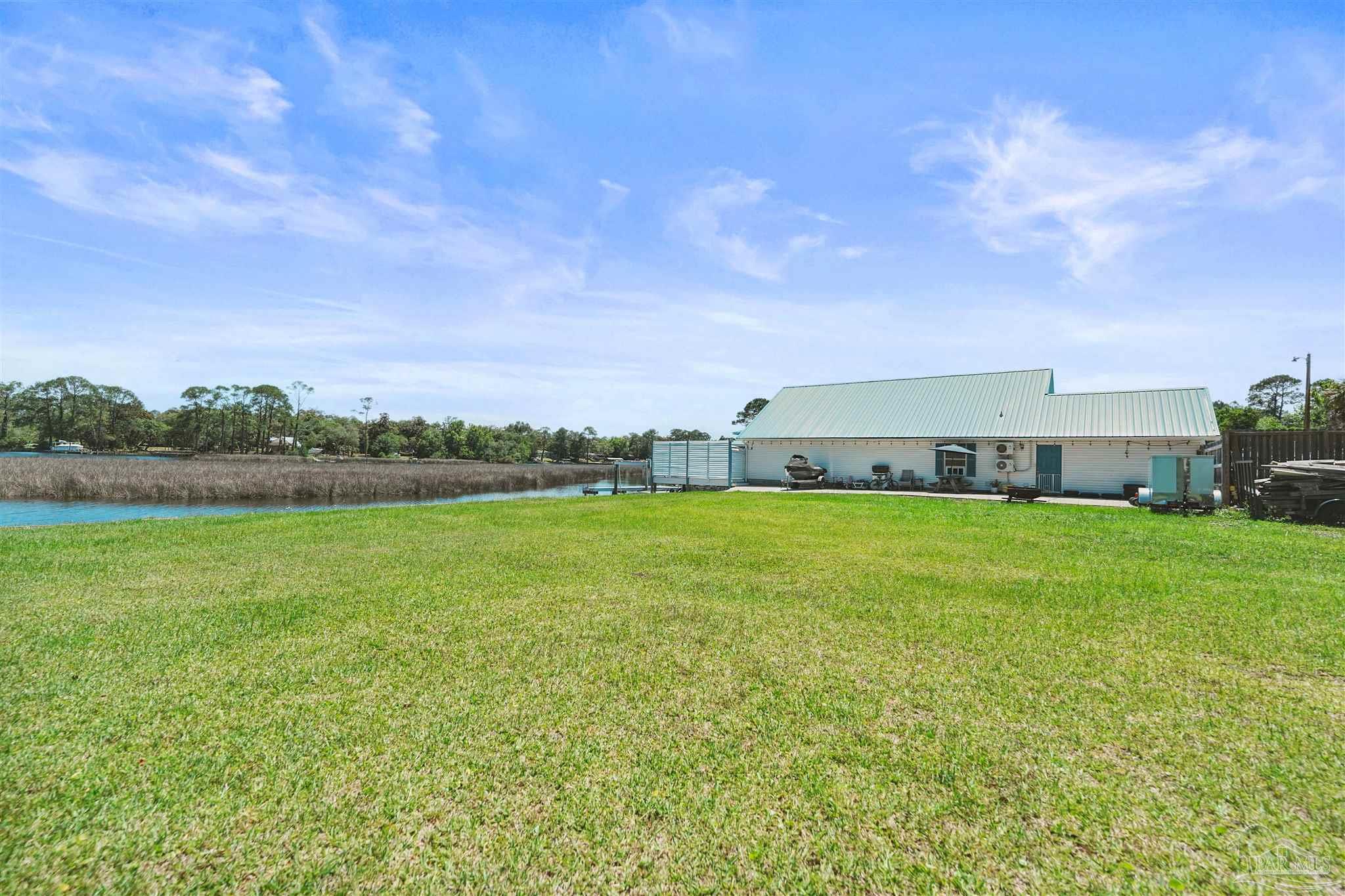 724 Landing Lane Pensacola FL 32507