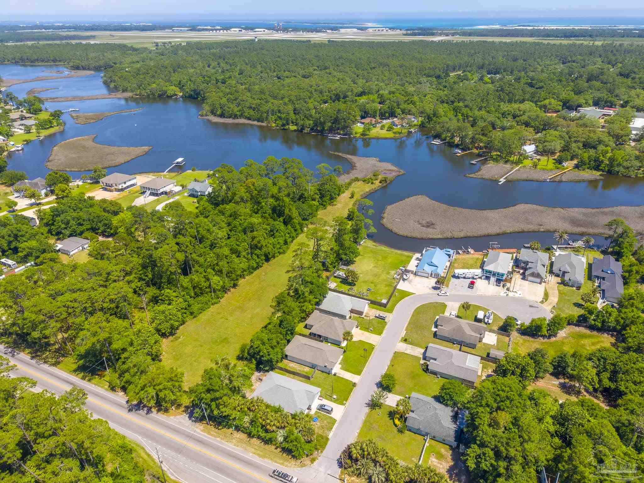 724 Landing Lane Pensacola FL 32507