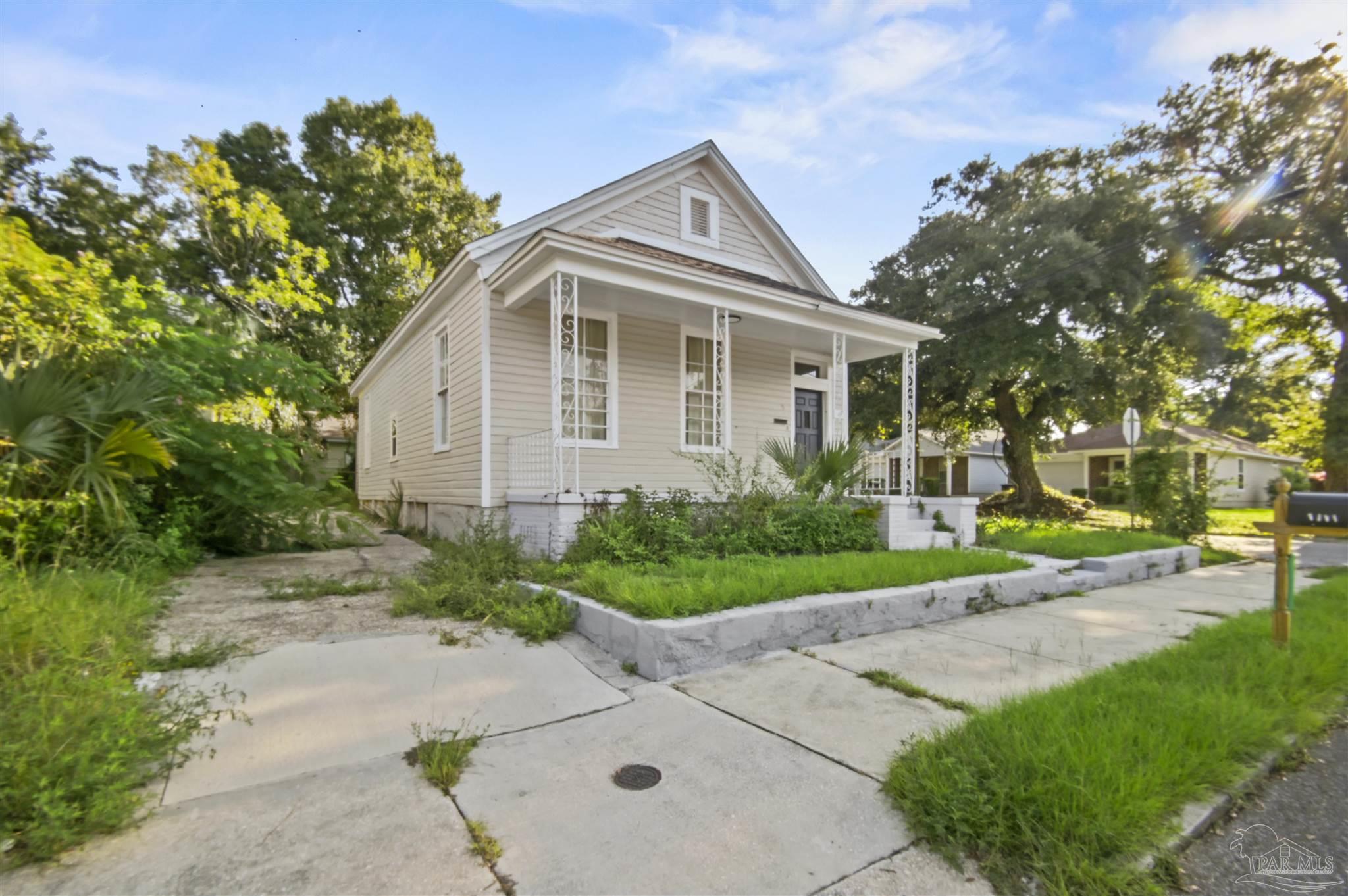 1319 W Jackson Street Pensacola FL 32501