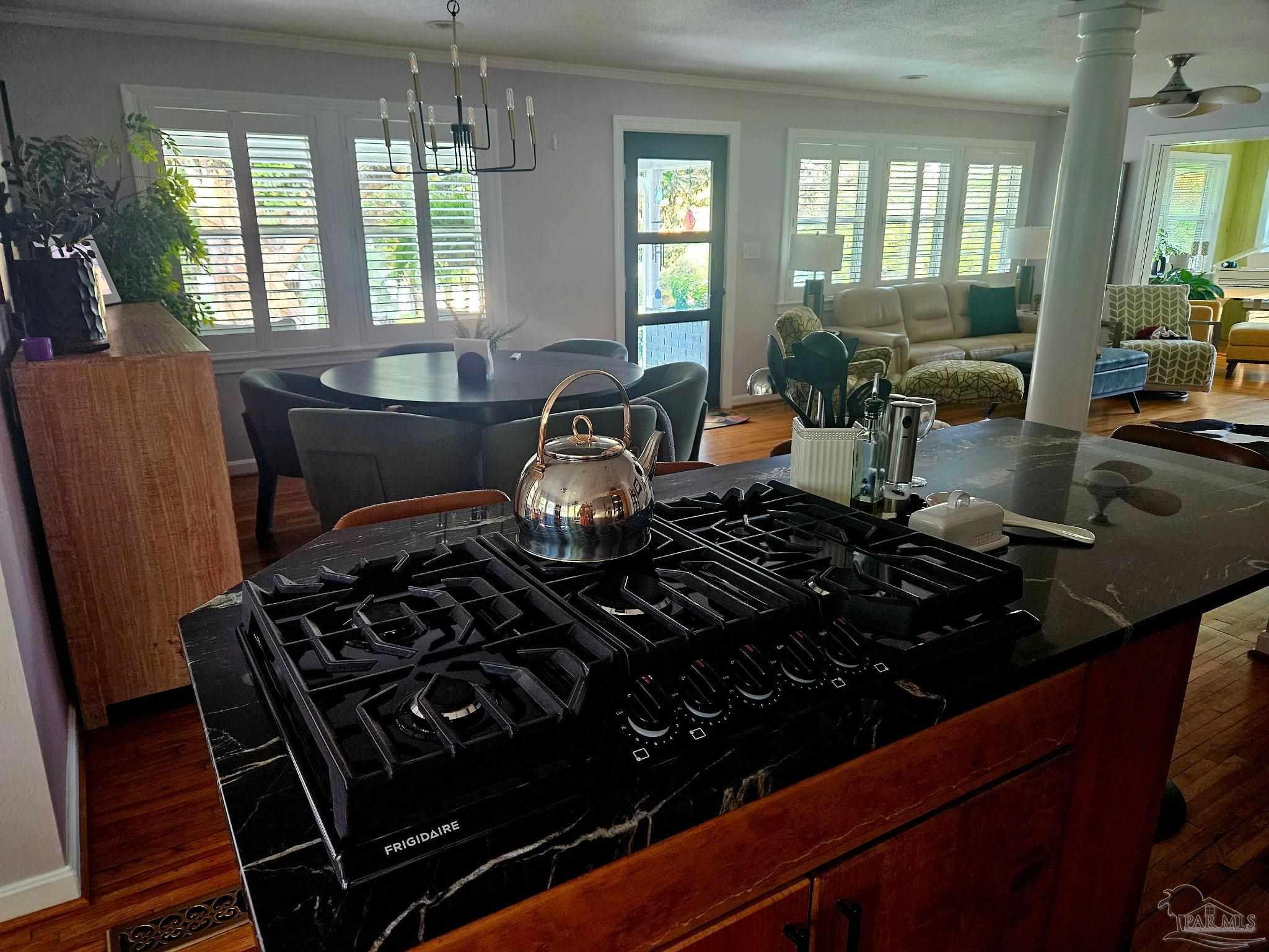 2505 Yates Avenue Pensacola FL 32503