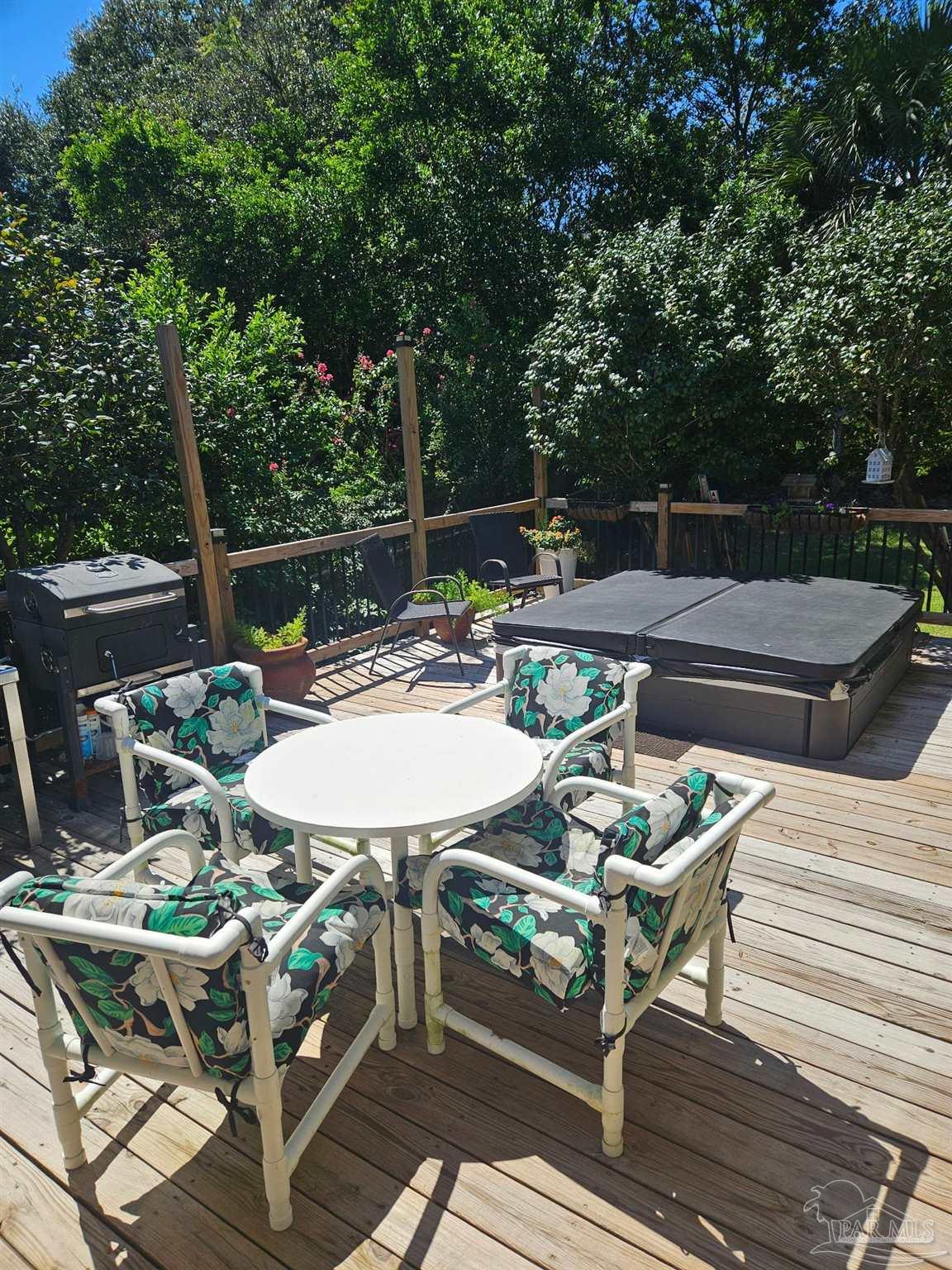 2505 Yates Avenue Pensacola FL 32503