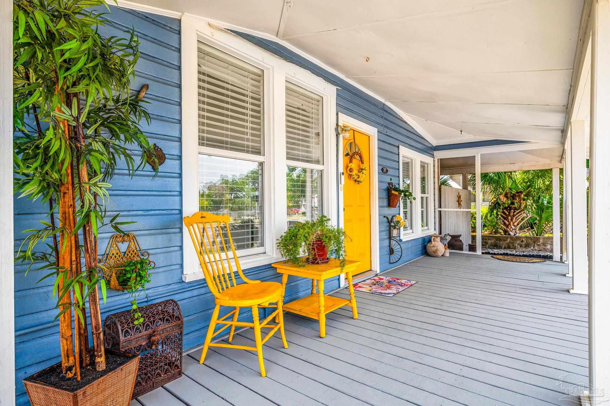 1220 E Cervantes Pensacola FL 32501