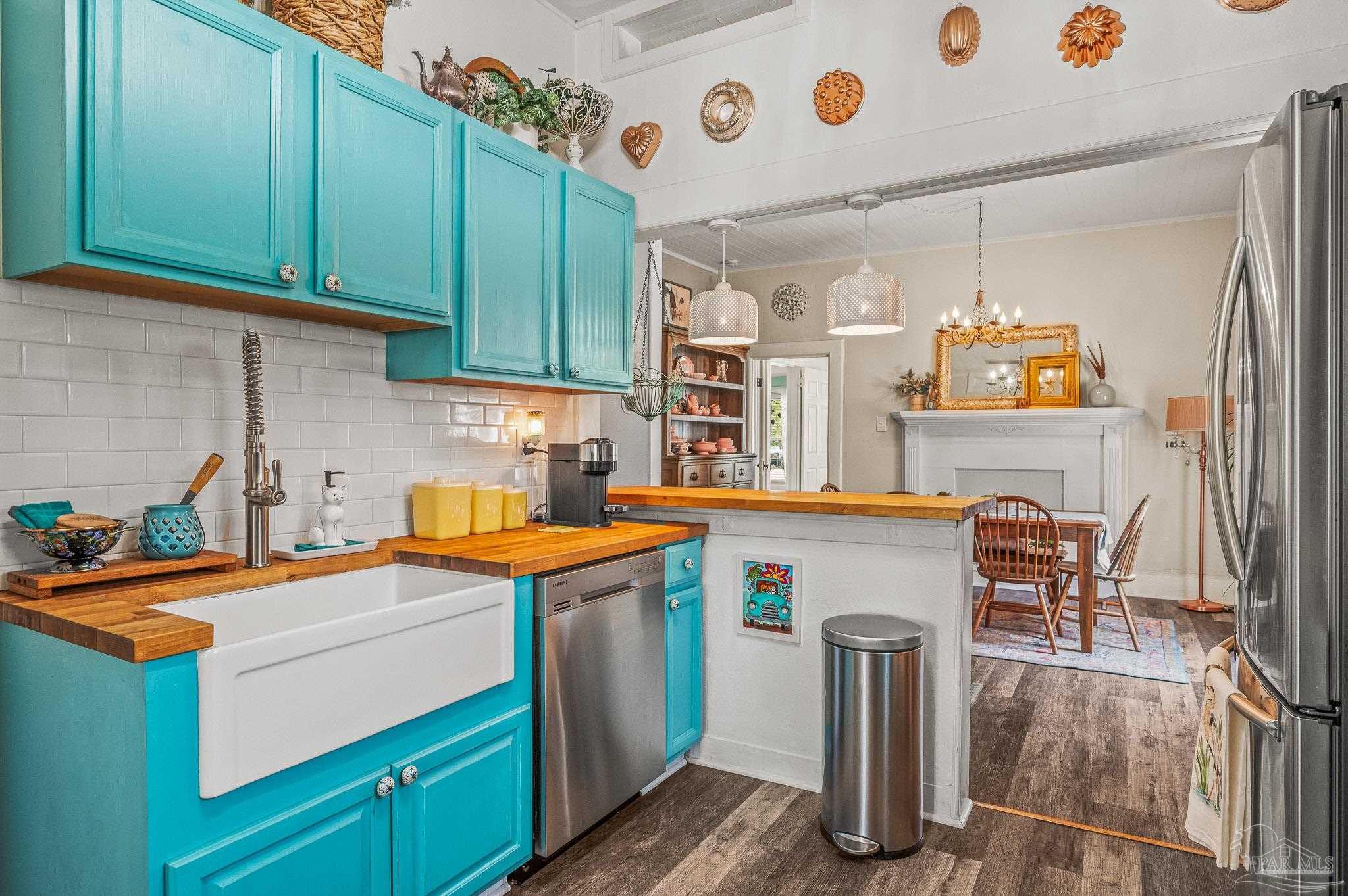 1220 E Cervantes Pensacola FL 32501