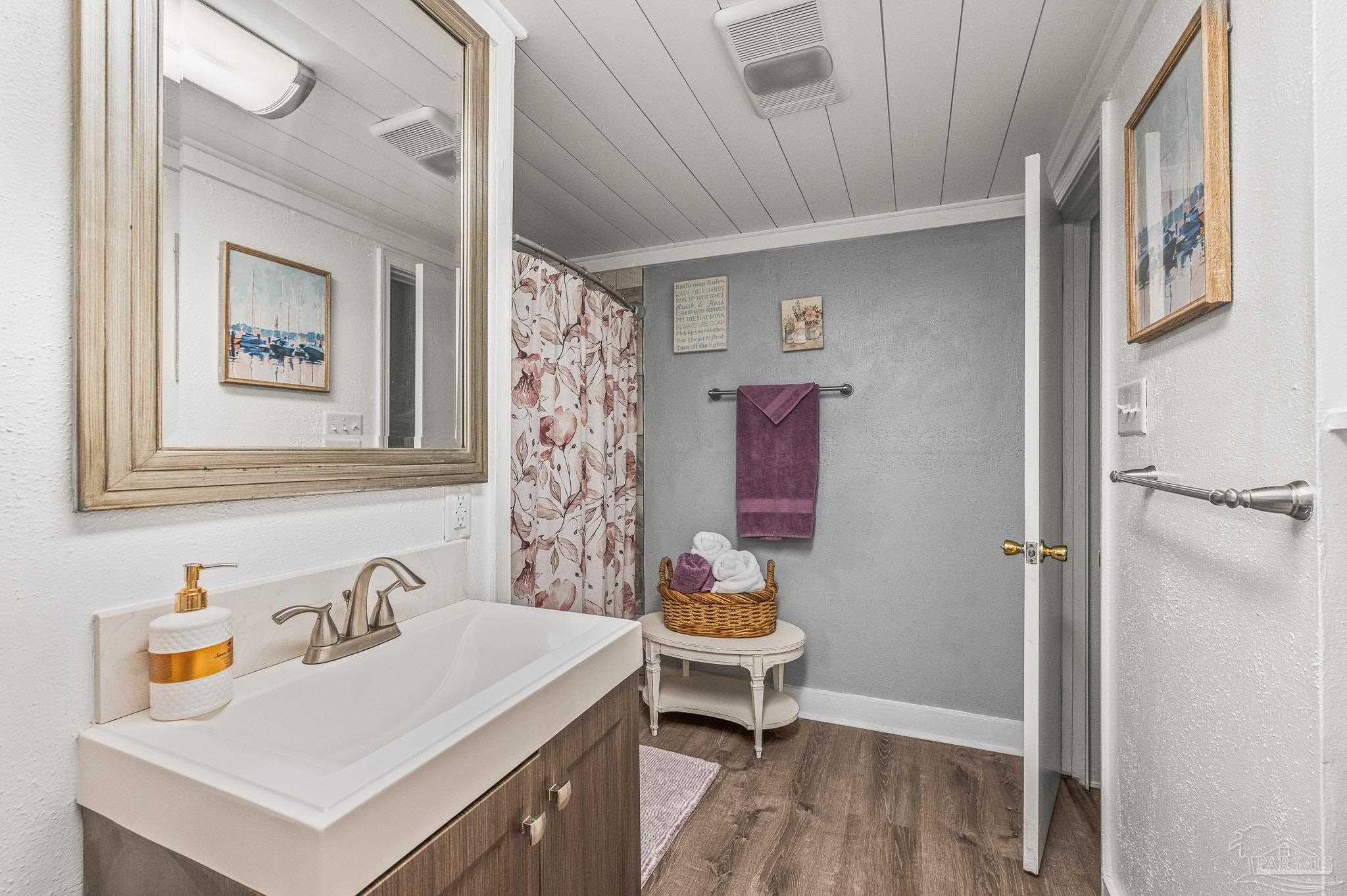 1220 E Cervantes Pensacola FL 32501