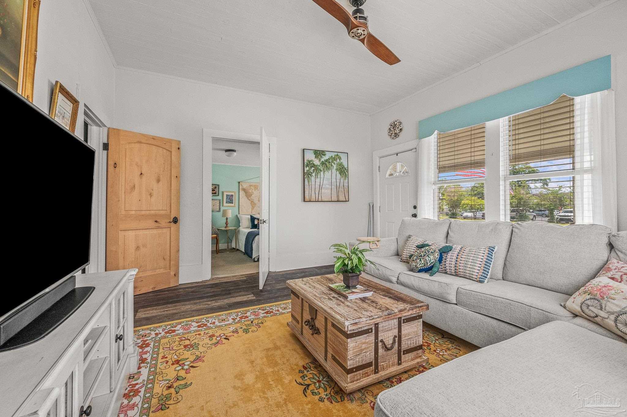 1220 E Cervantes Pensacola FL 32501