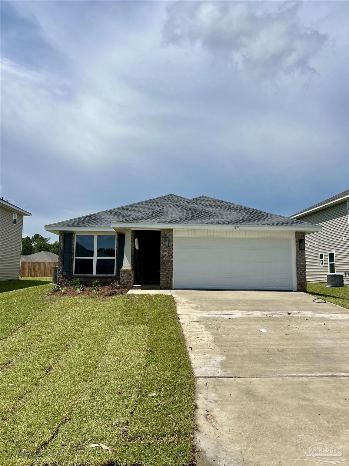 927 Pine Top Lane # 6b Cantonment FL 32533