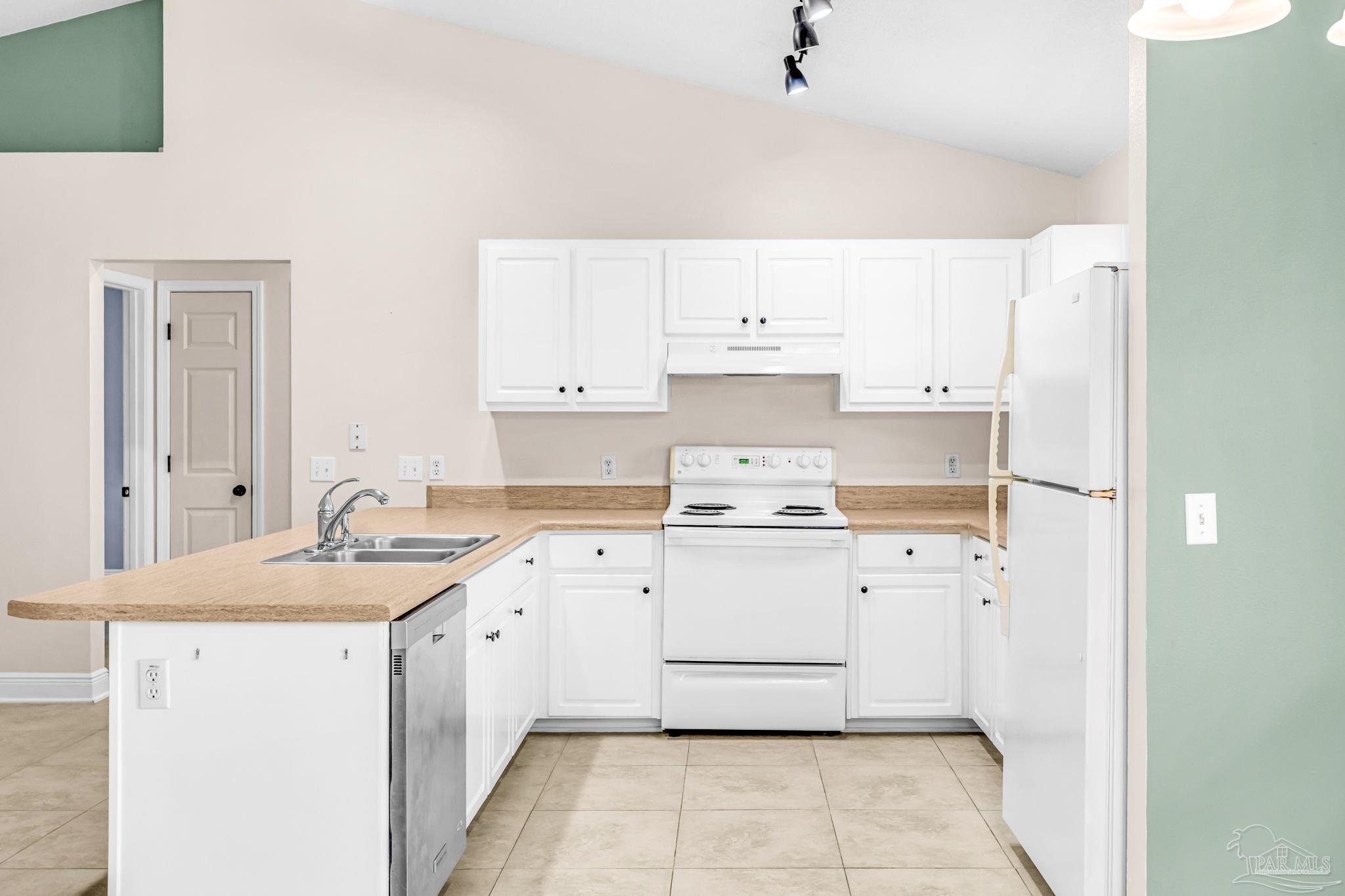 1995 Joshua Drive Cantonment FL 32533