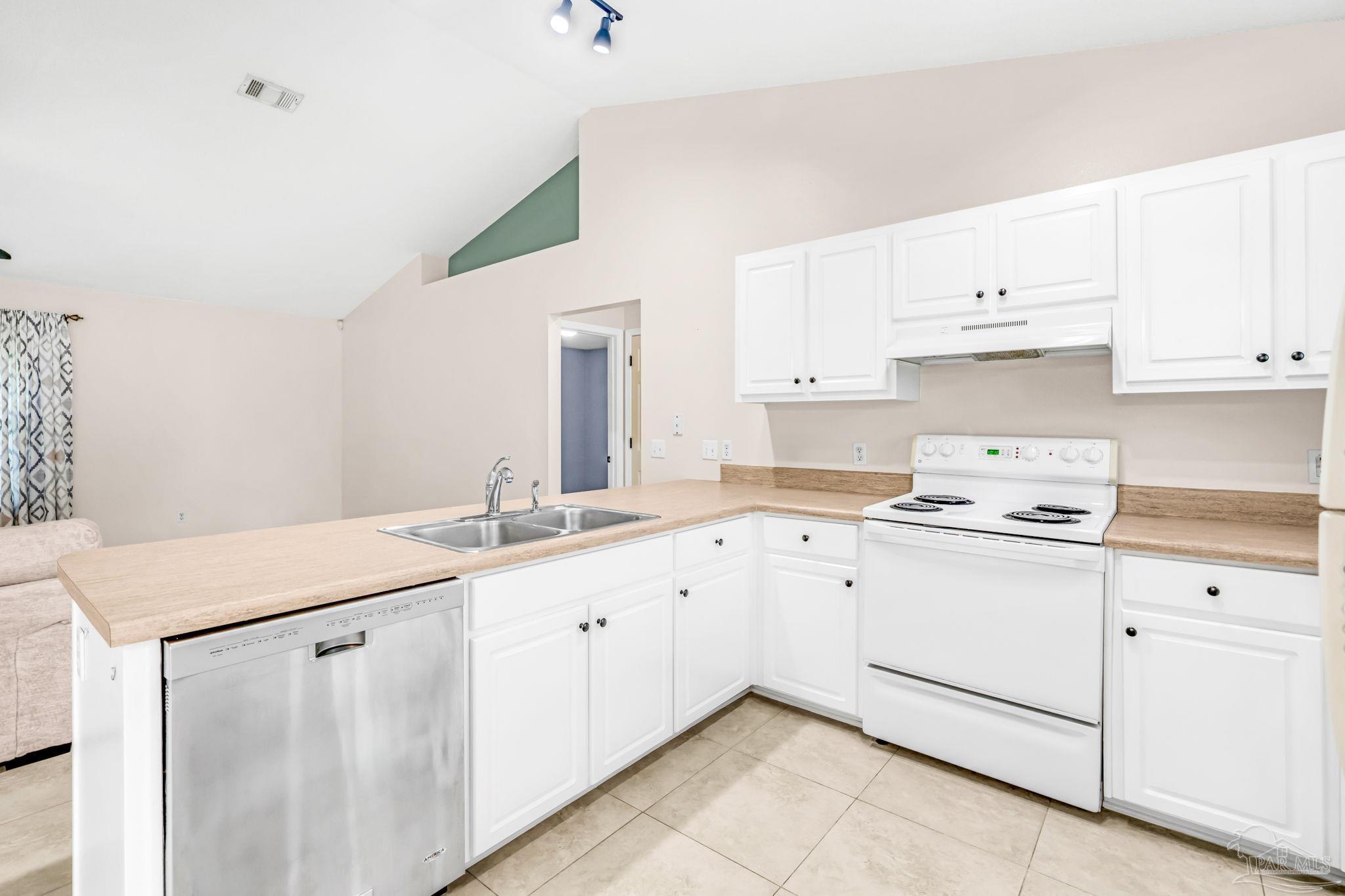 1995 Joshua Drive Cantonment FL 32533