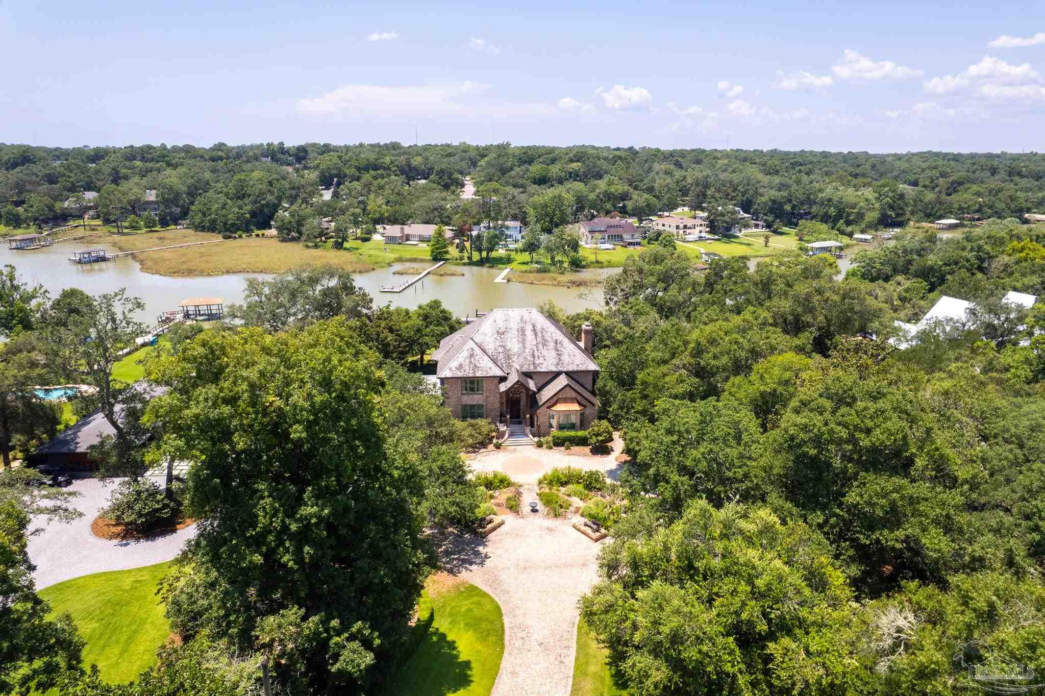 835 Tanglewood Drive Pensacola FL 32503