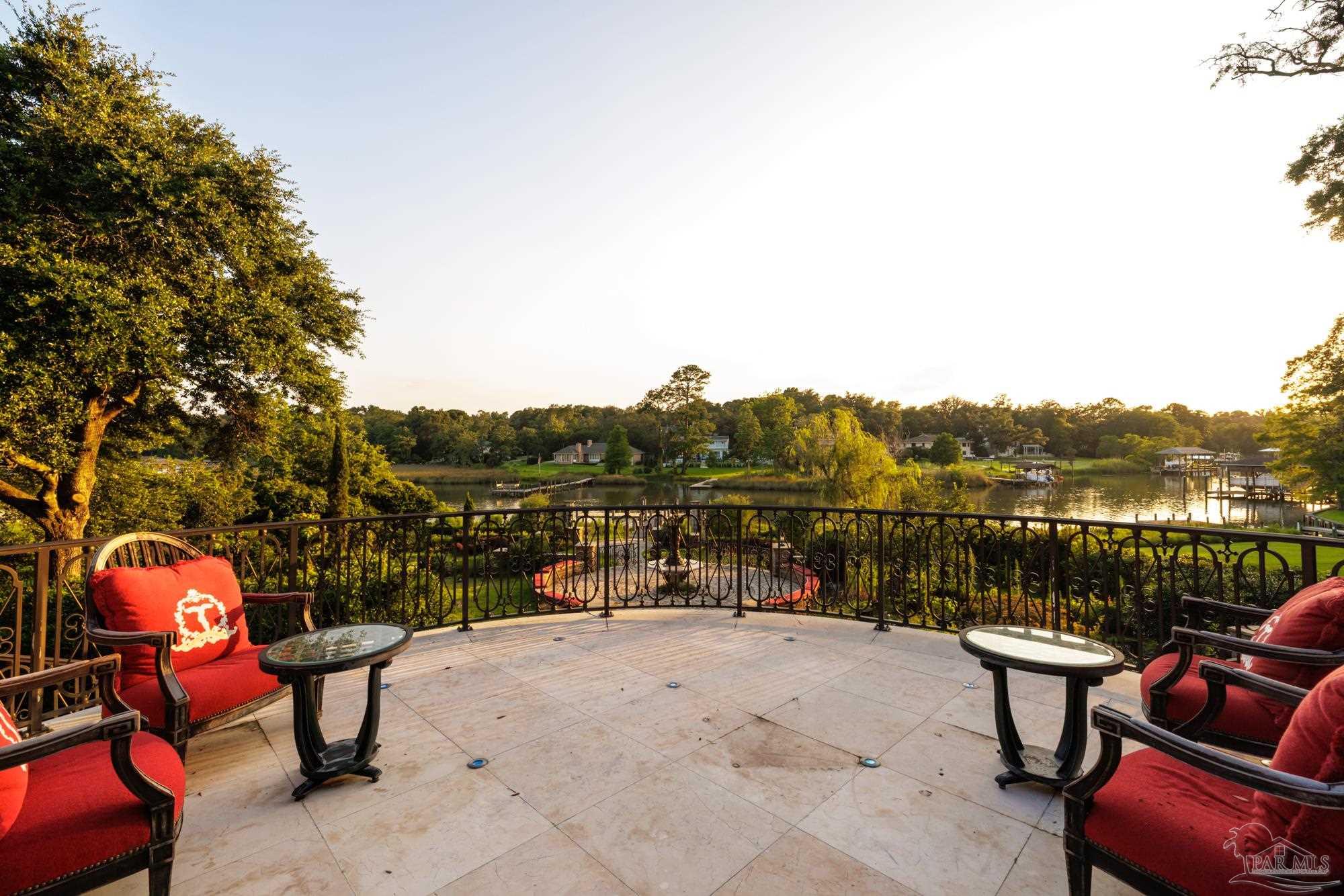 835 Tanglewood Drive Pensacola FL 32503