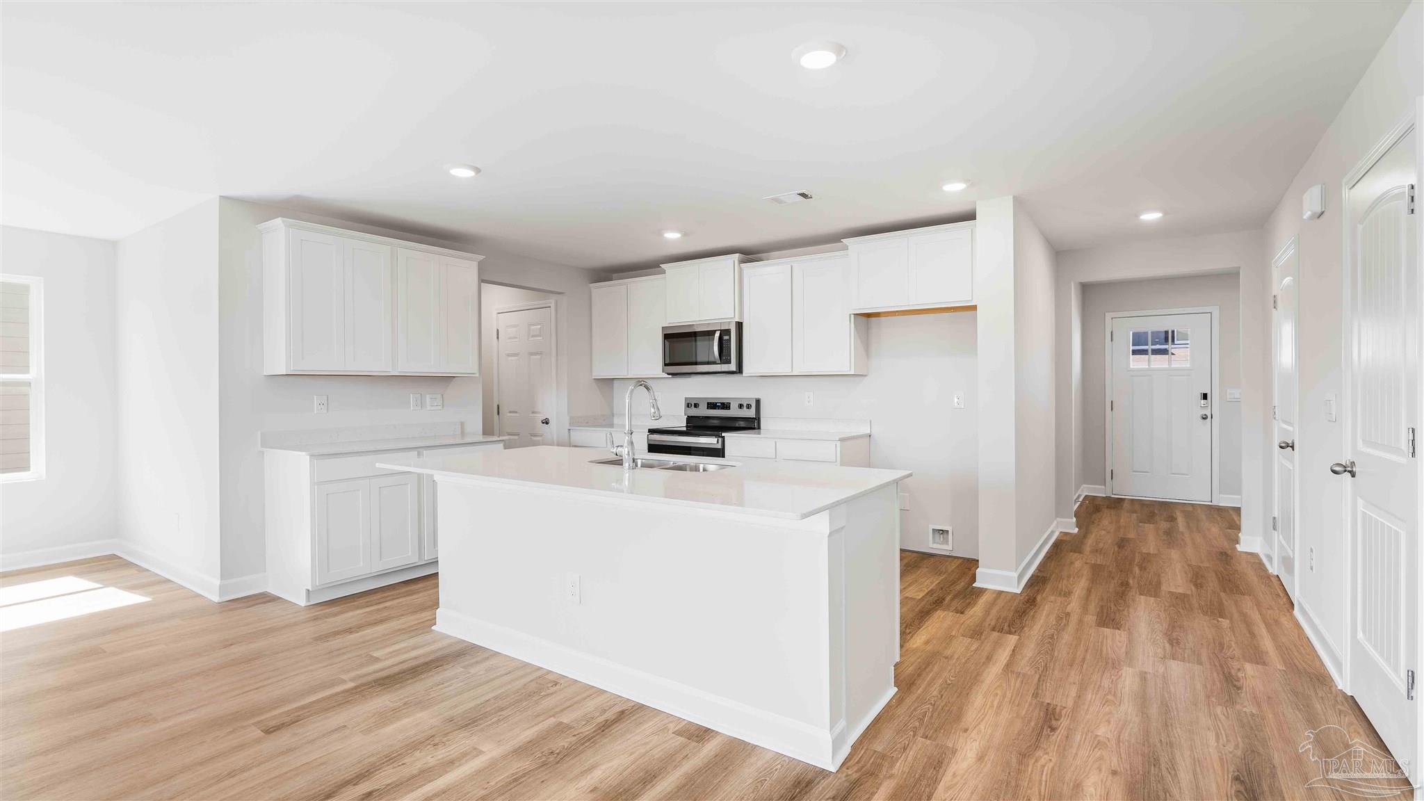 2063 Wiregrass Street Navarre FL 32566