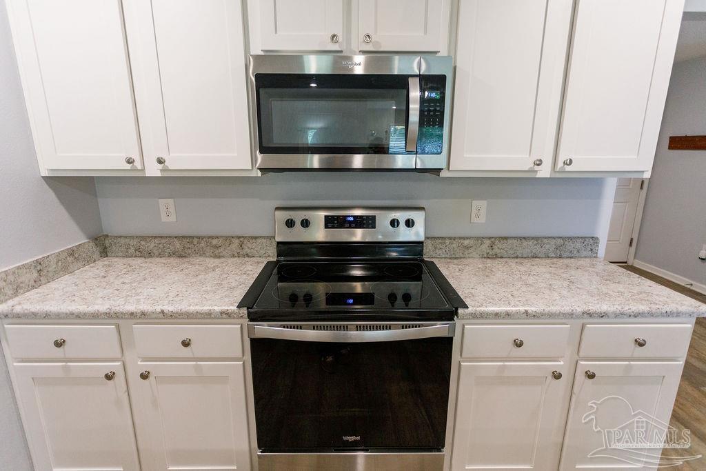 1887 Mary Jo Way Pensacola FL 32534