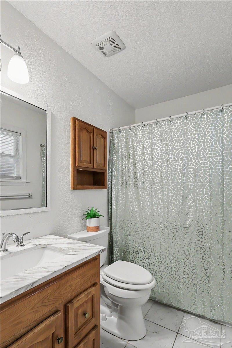7815 Oak Forest Place Pensacola FL 32514