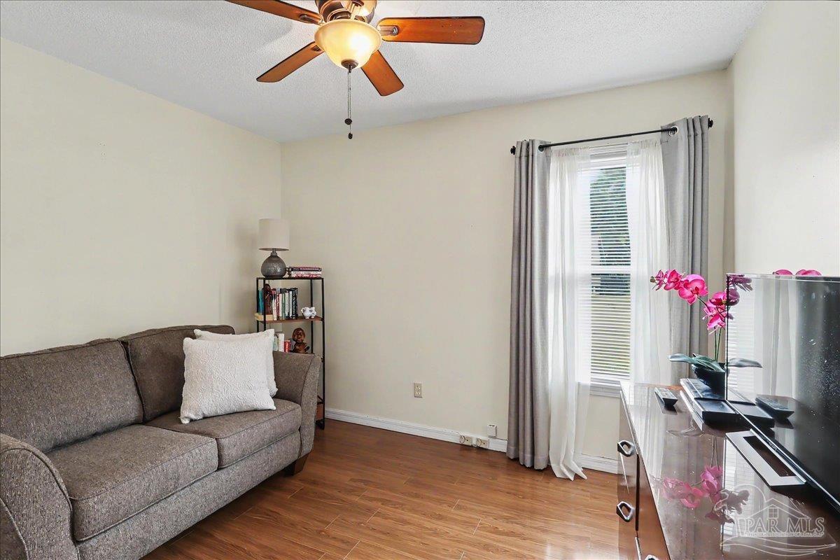 7815 Oak Forest Place Pensacola FL 32514