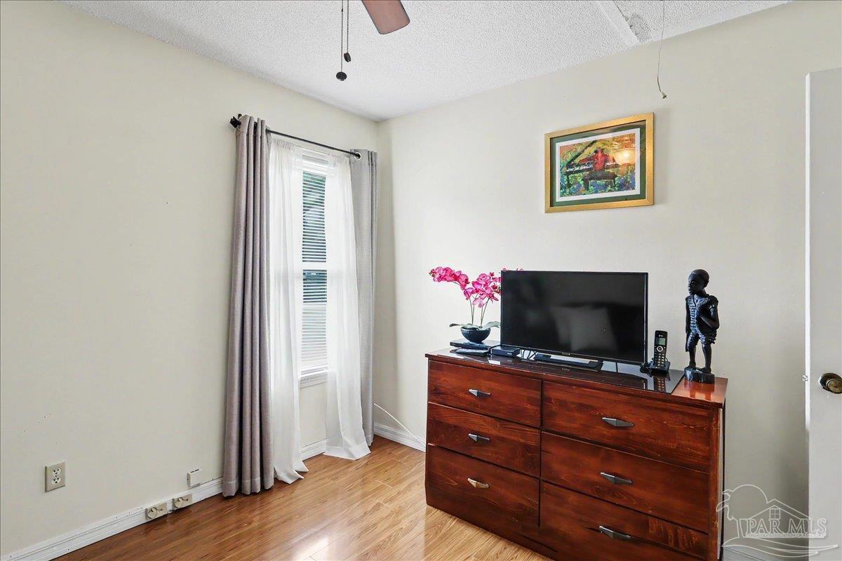 7815 Oak Forest Place Pensacola FL 32514
