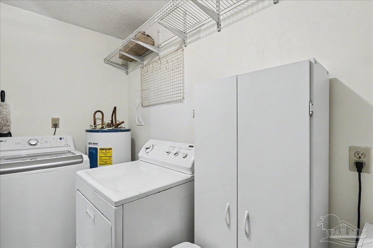 7815 Oak Forest Place Pensacola FL 32514
