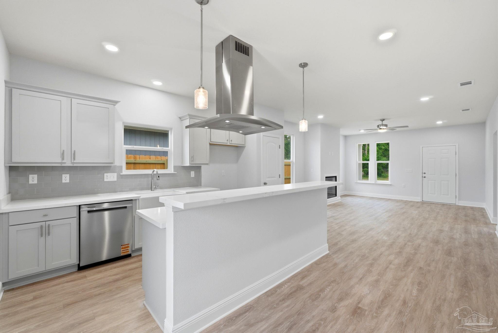 5410 Kee Memorial Drive Pensacola FL 32507