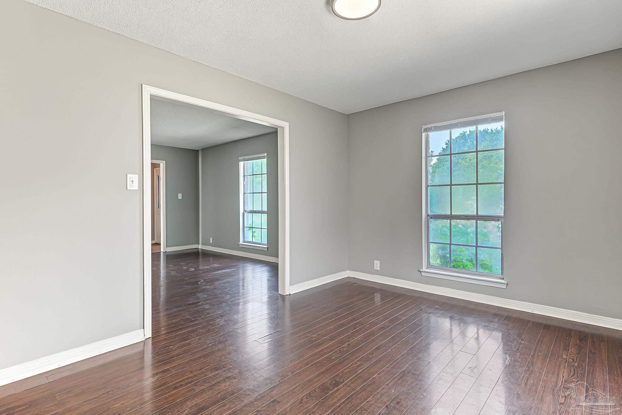 1085 Farmington Pensacola FL 32504