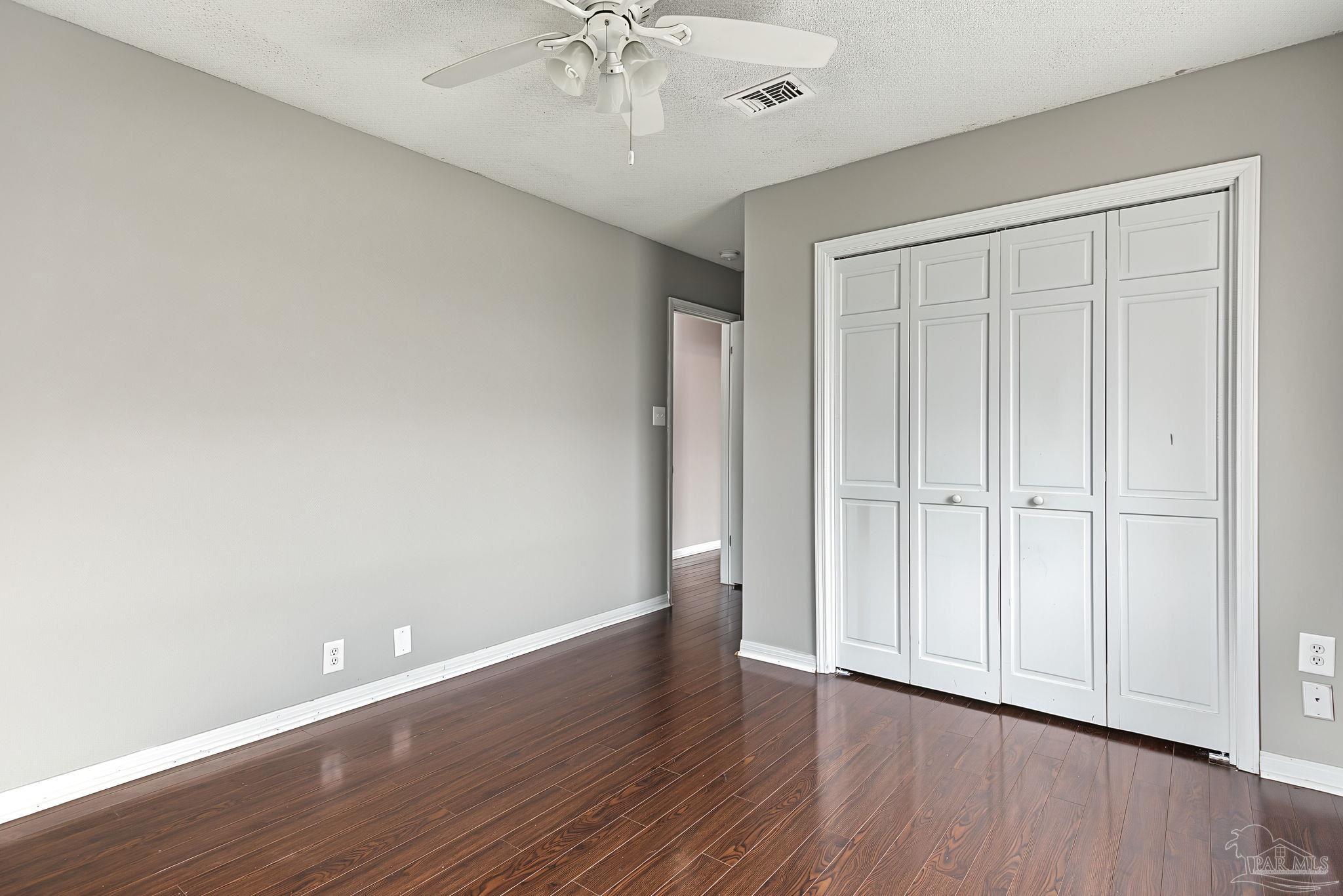 1085 Farmington Pensacola FL 32504