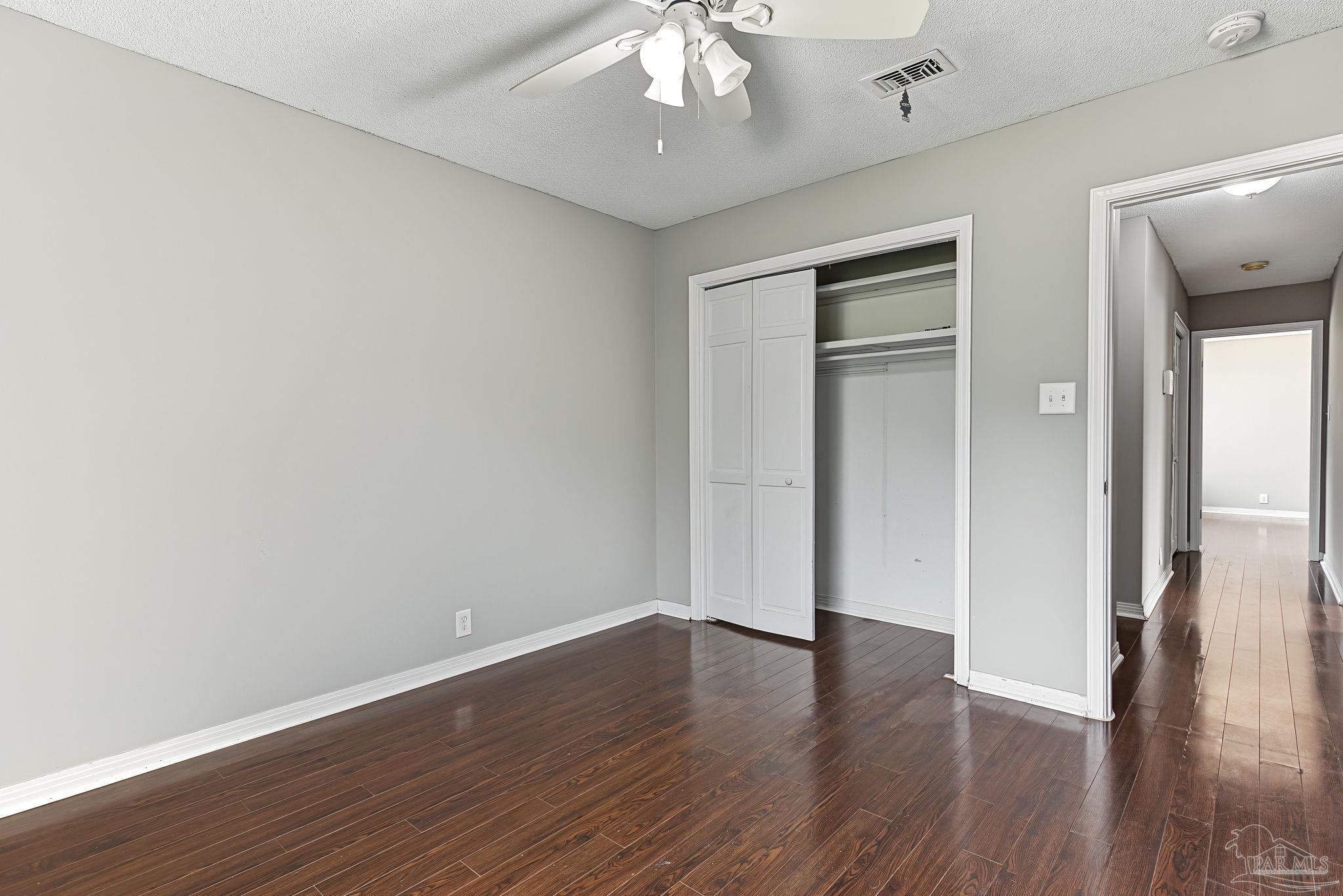 1085 Farmington Pensacola FL 32504