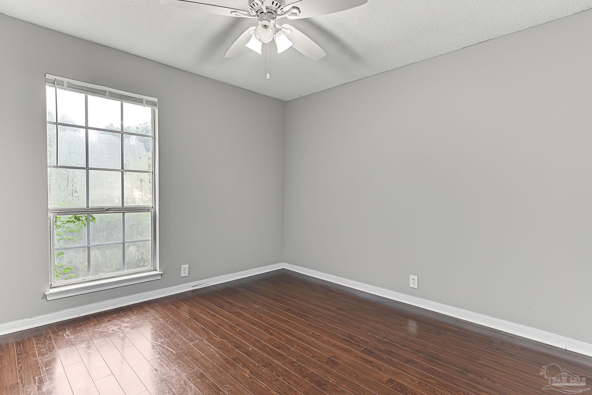 1085 Farmington Pensacola FL 32504