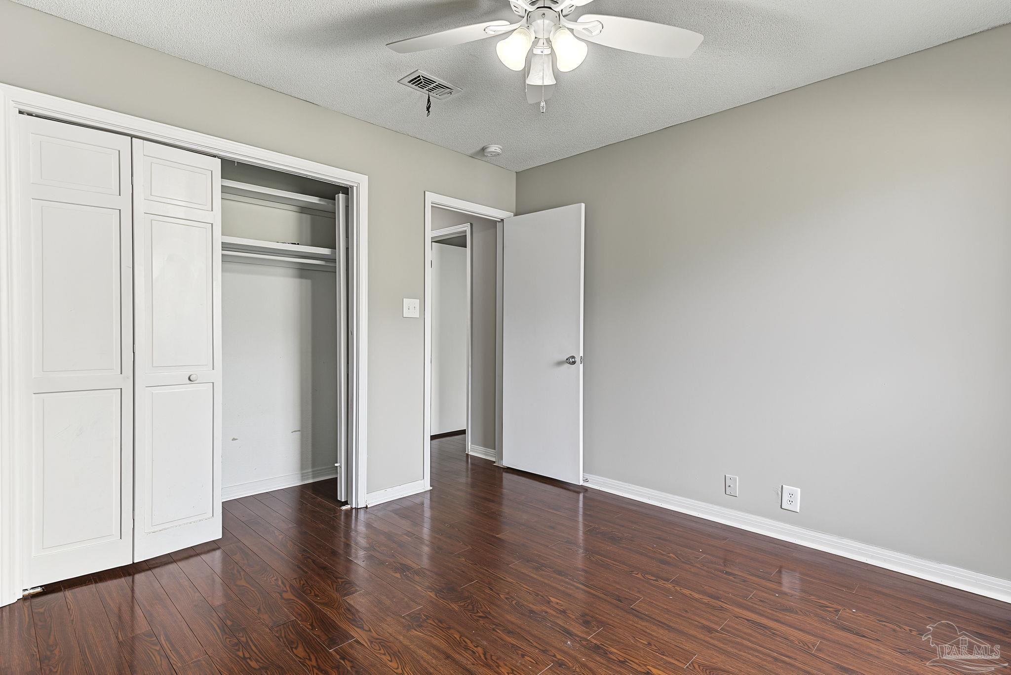 1085 Farmington Pensacola FL 32504