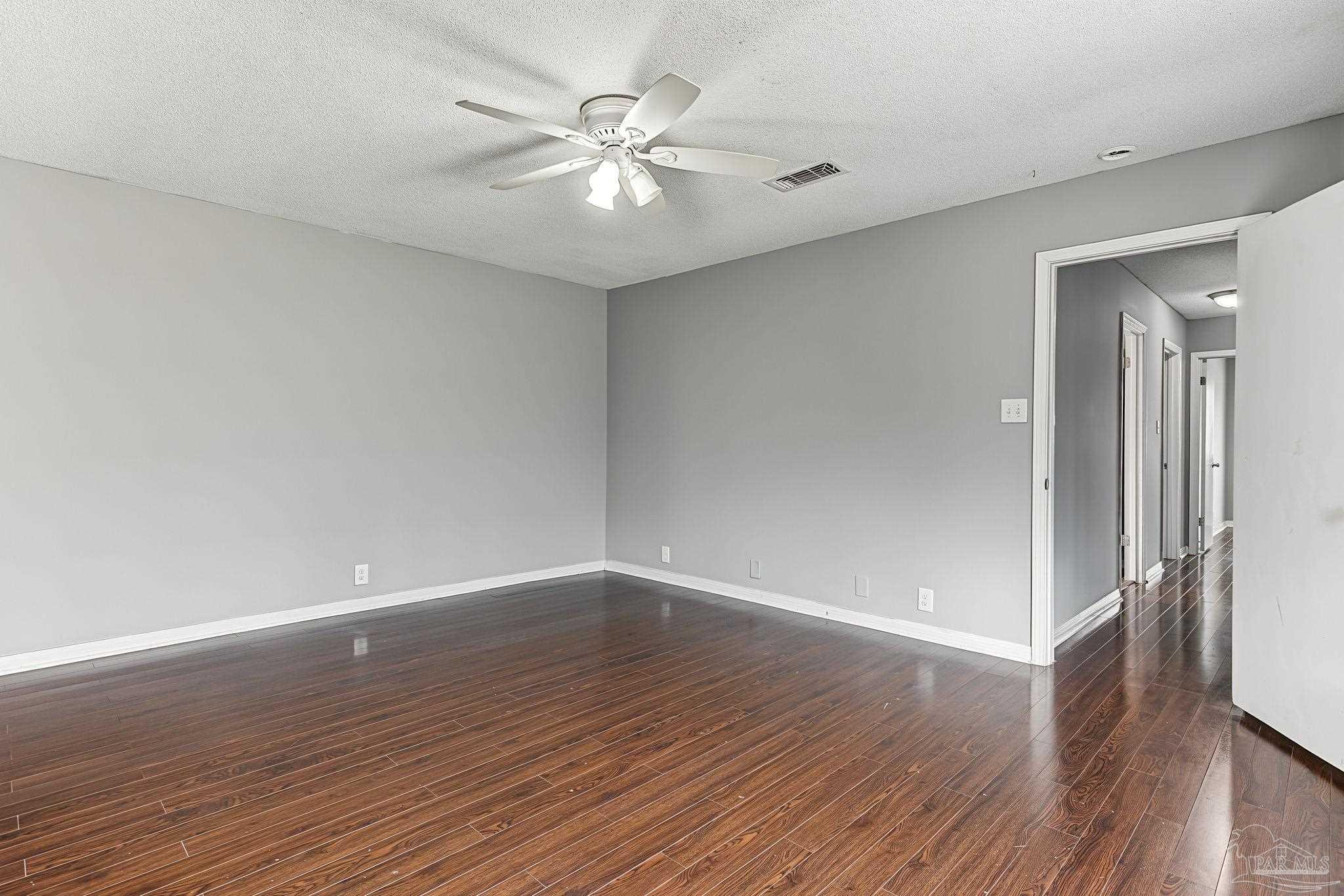 1085 Farmington Pensacola FL 32504