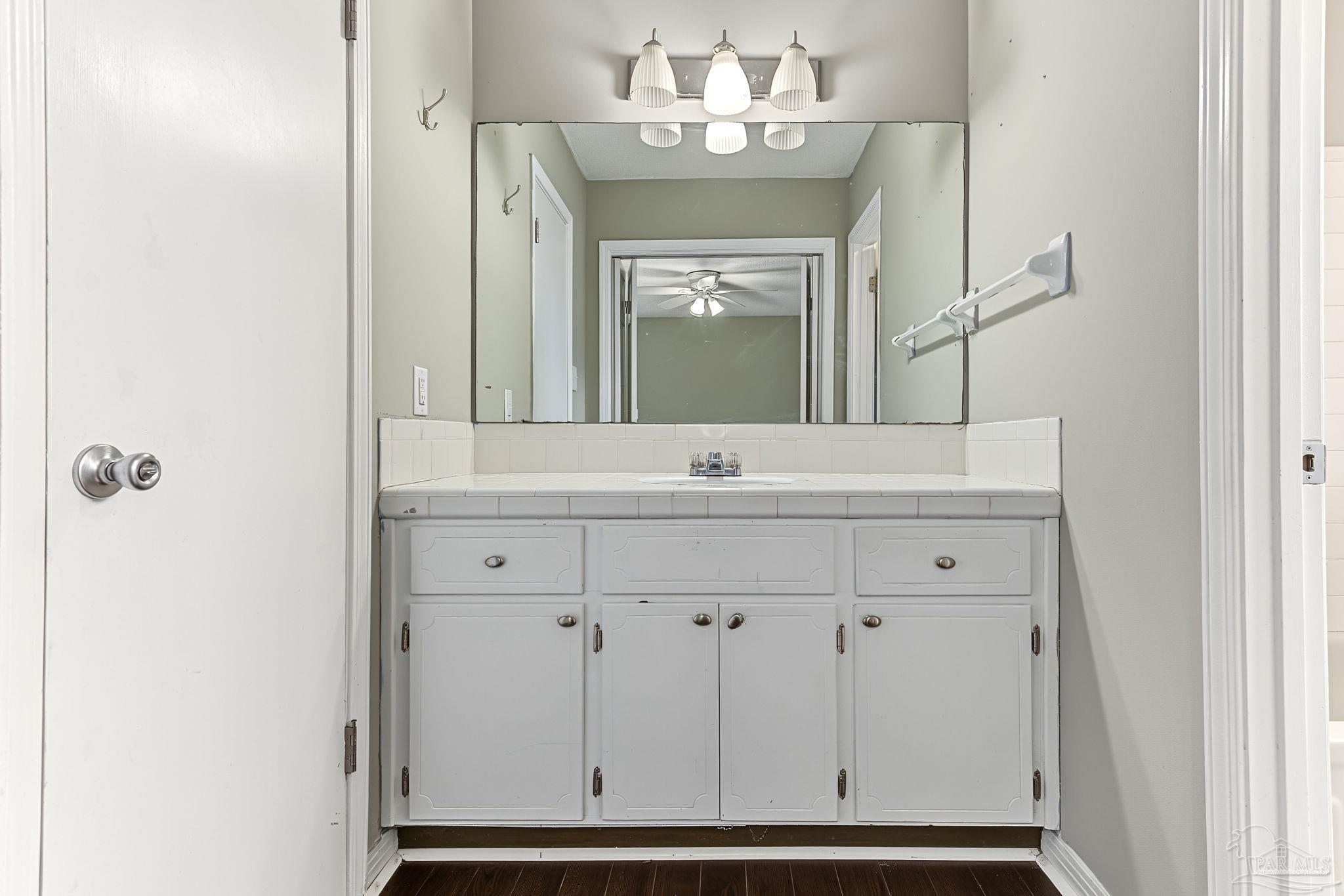 1085 Farmington Pensacola FL 32504