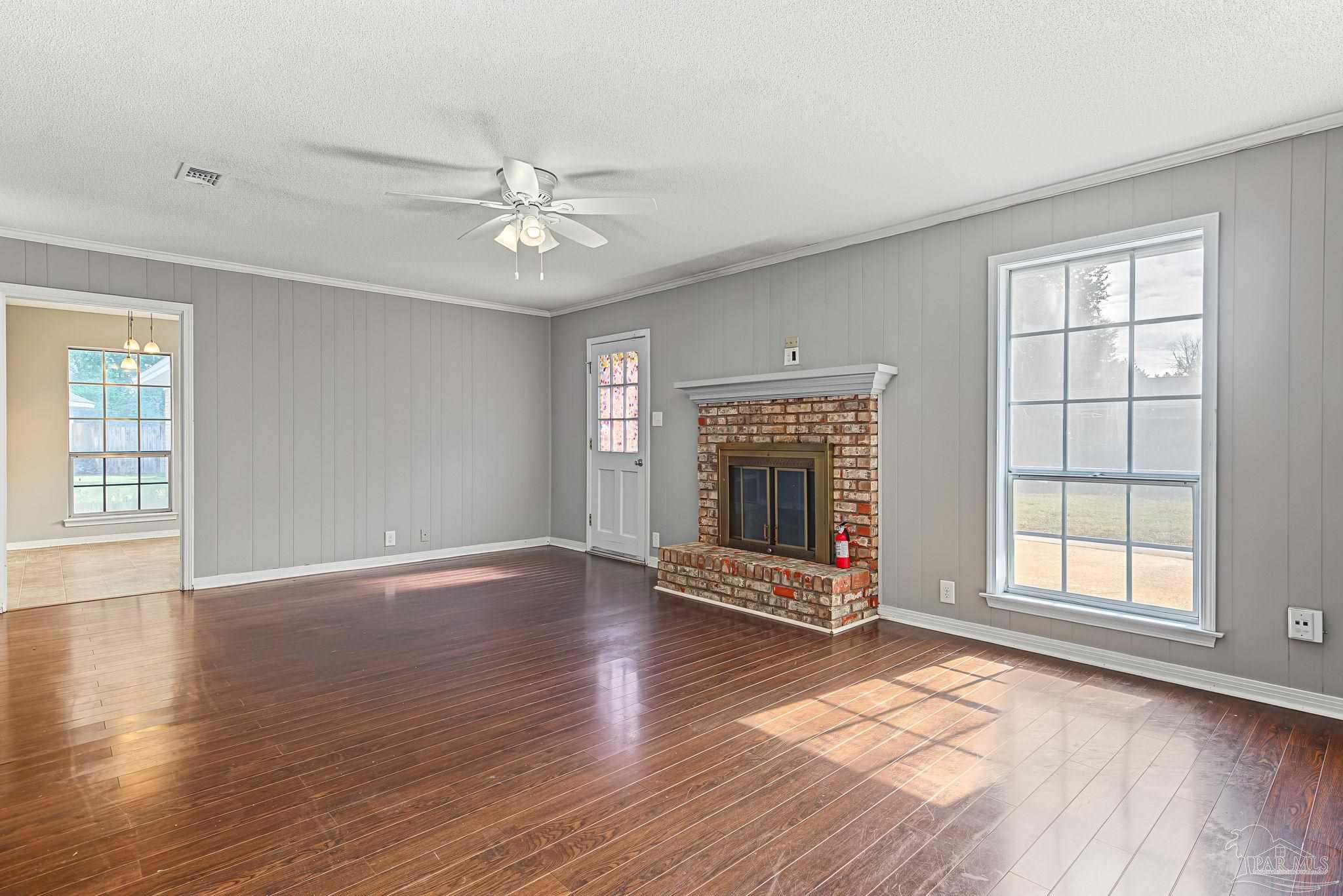 1085 Farmington Pensacola FL 32504