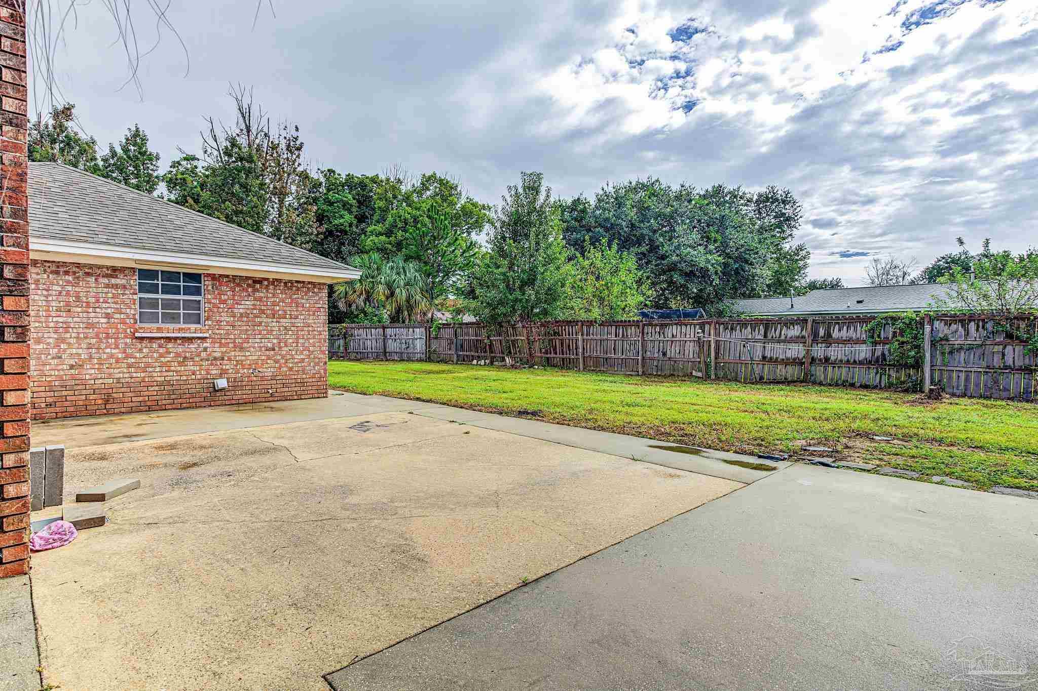 1085 Farmington Pensacola FL 32504