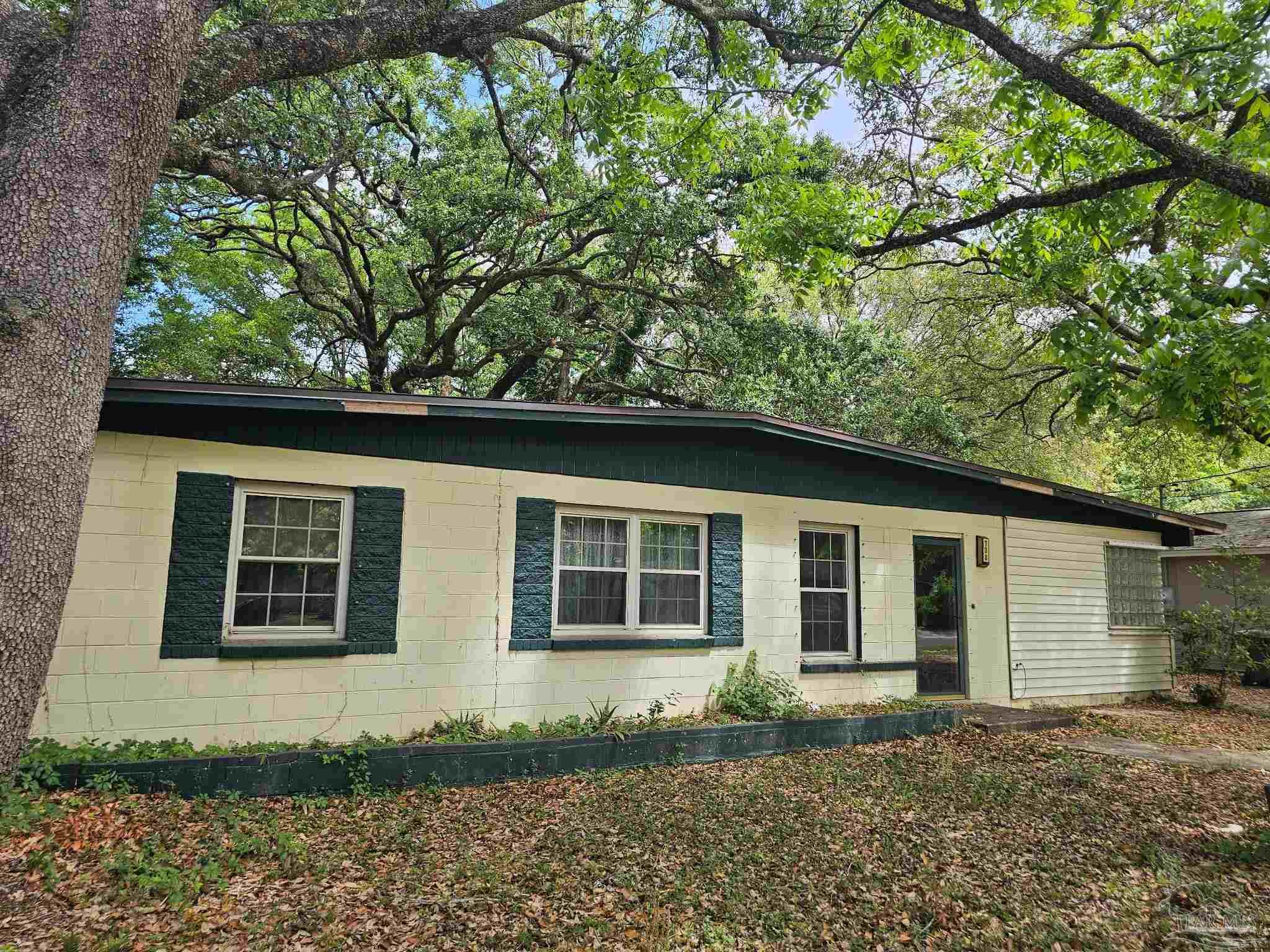 Pensacola FL, 708 Vendee Lane