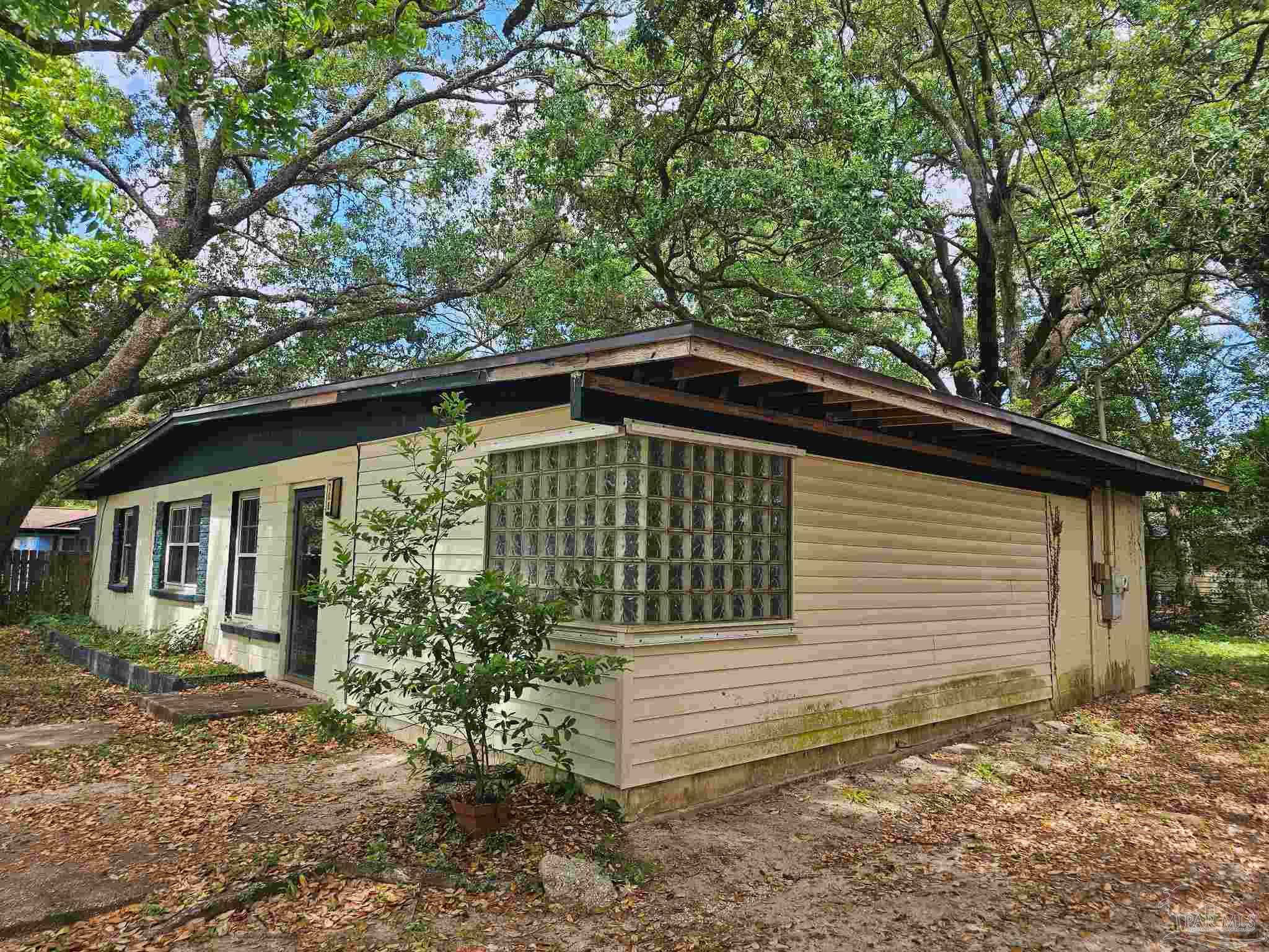 708 Vendee Lane Pensacola FL 32505