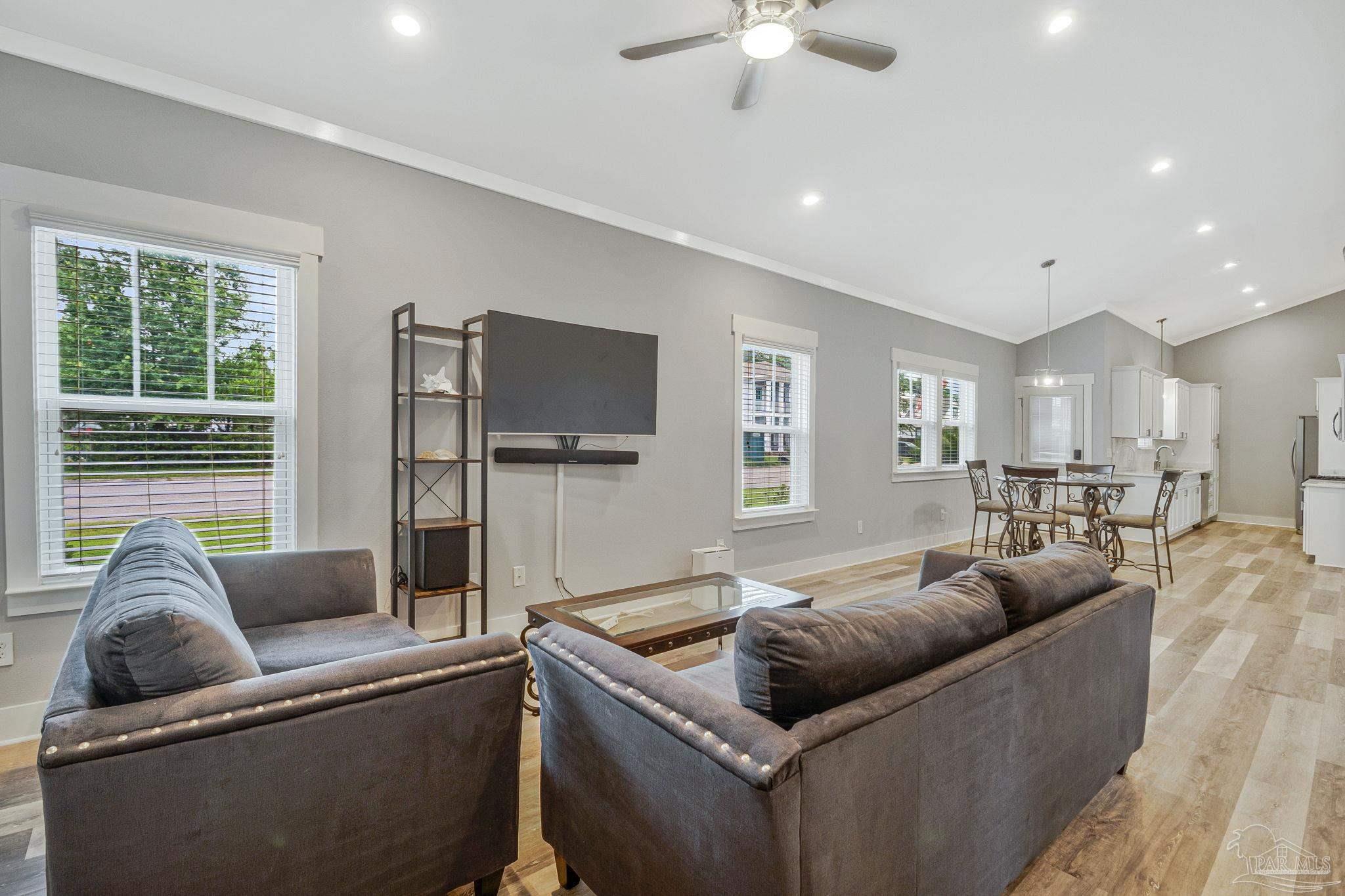 600 S F Street Pensacola FL 32502