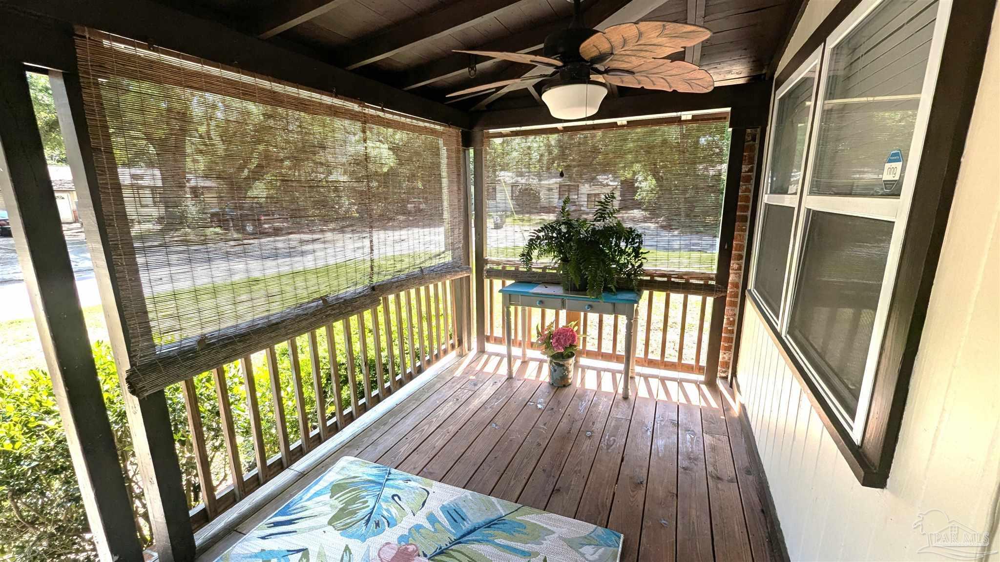 10 Kennington Drive Pensacola FL 32507