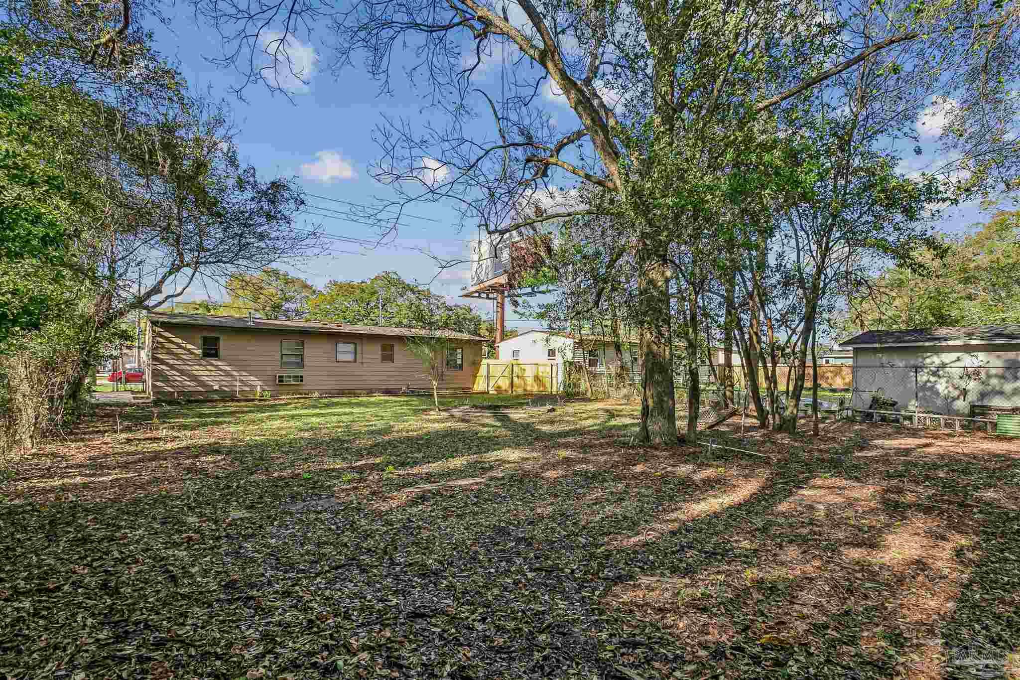833 W Michigan Avenue Pensacola FL 32505