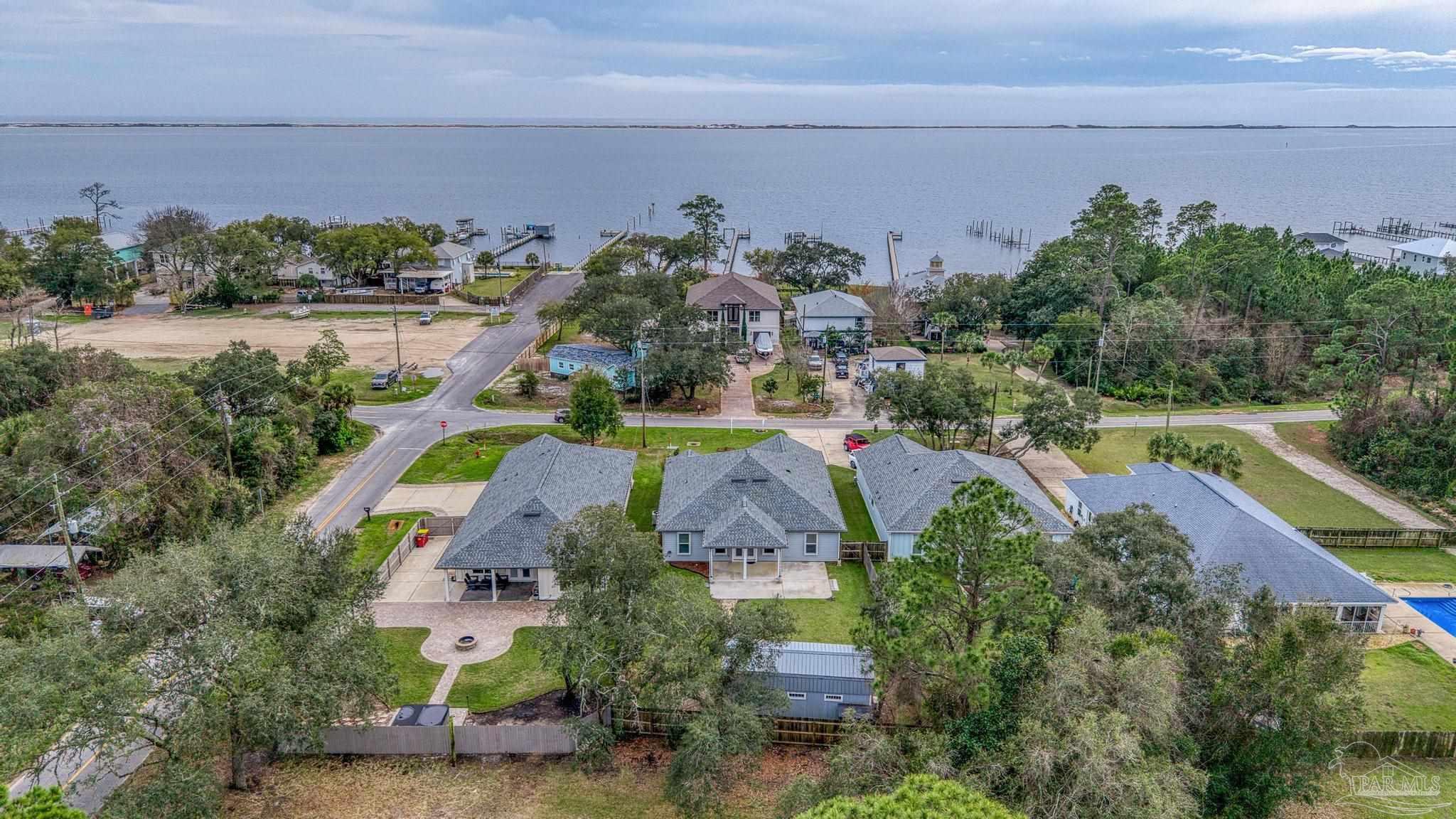 5292 Soundside Drive Gulf Breeze FL 32563