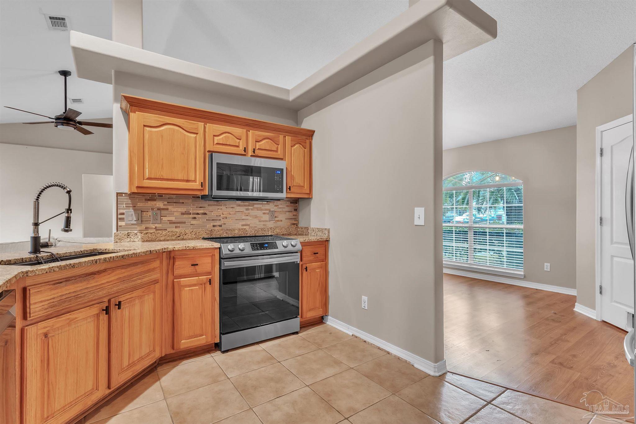 3933 Harbors Port Street Pace FL 32571