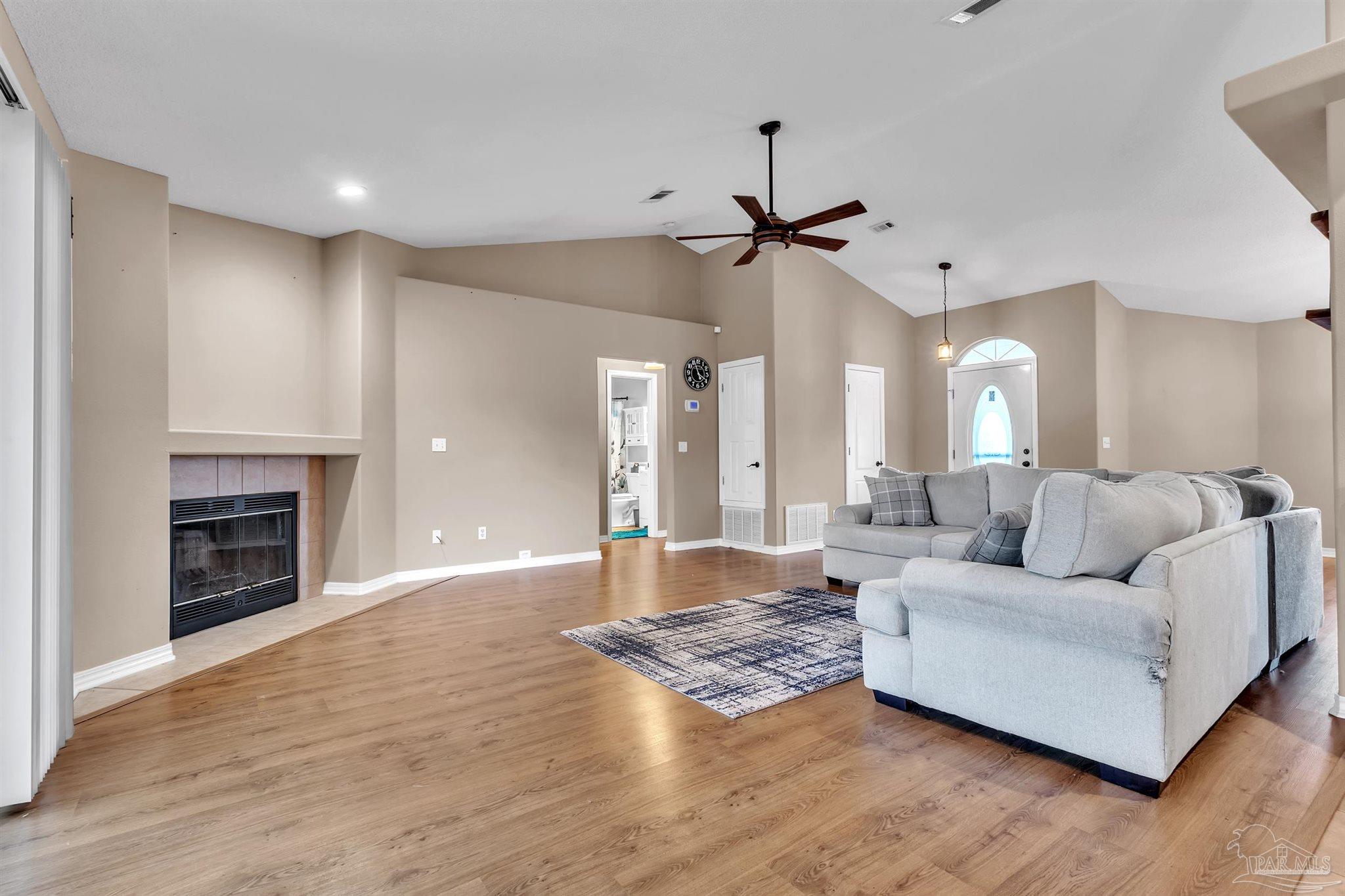 3933 Harbors Port Street Pace FL 32571