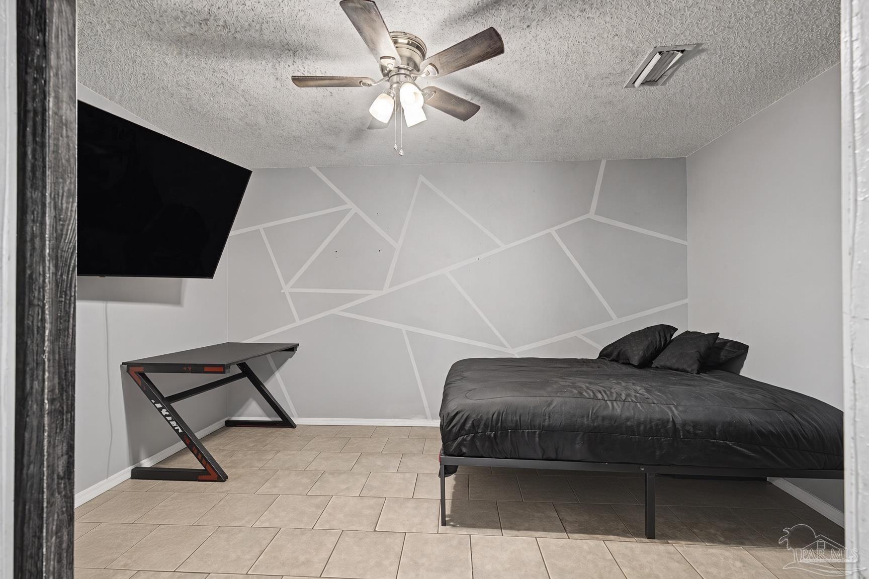 2124 Ledbetter Lane Pensacola FL 32507