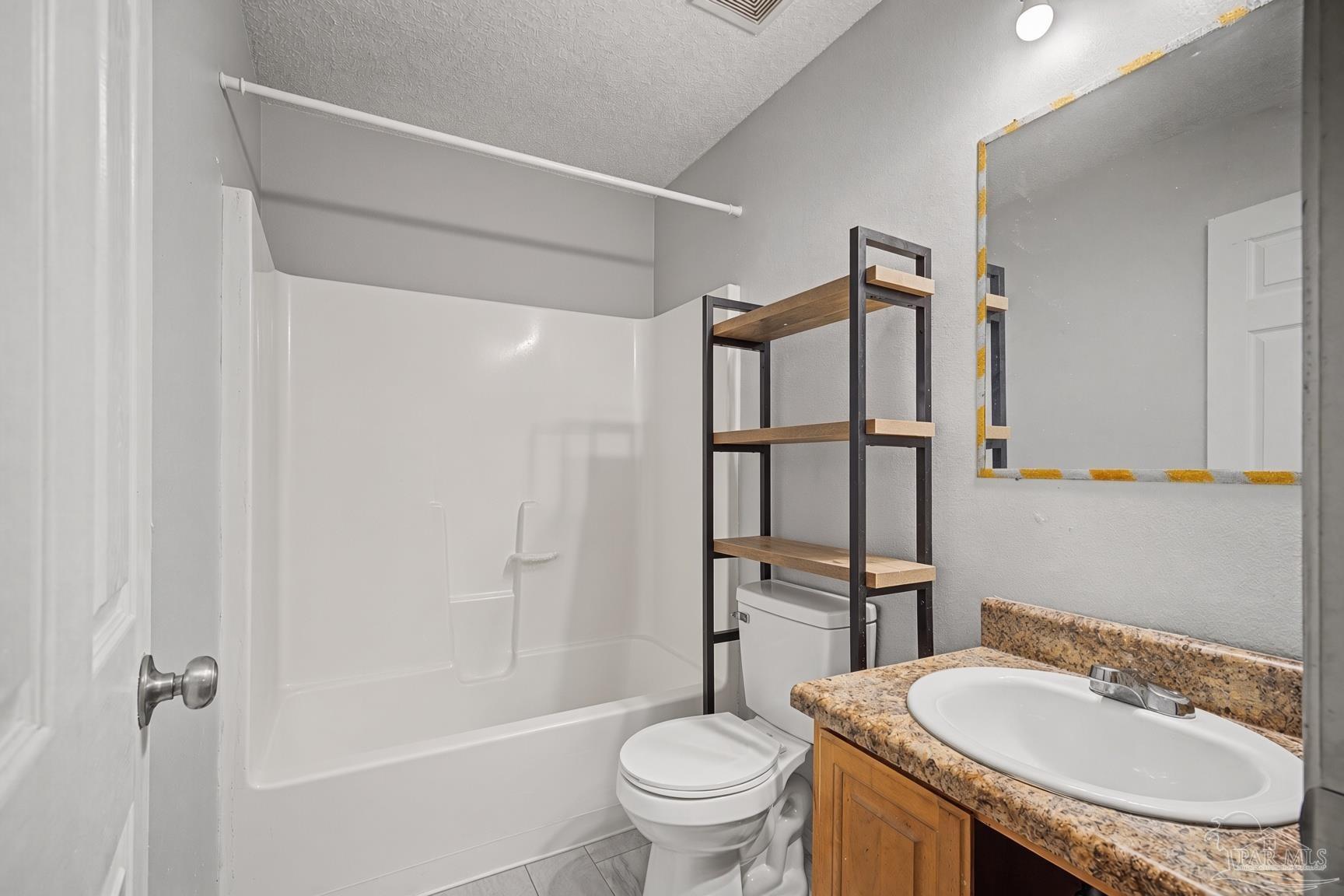2124 Ledbetter Lane Pensacola FL 32507