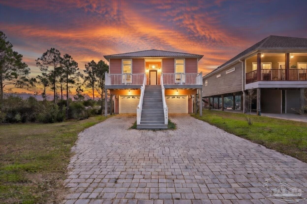 2568 Gulf Breeze Avenue Pensacola FL 32507