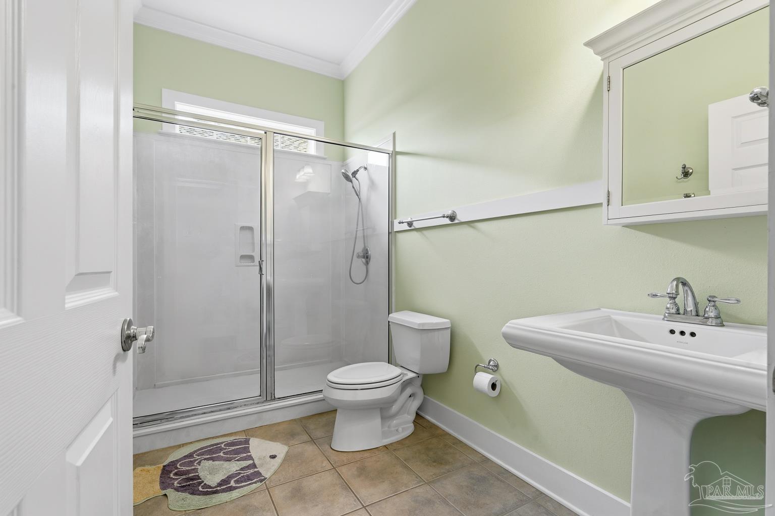 2568 Gulf Breeze Avenue Pensacola FL 32507