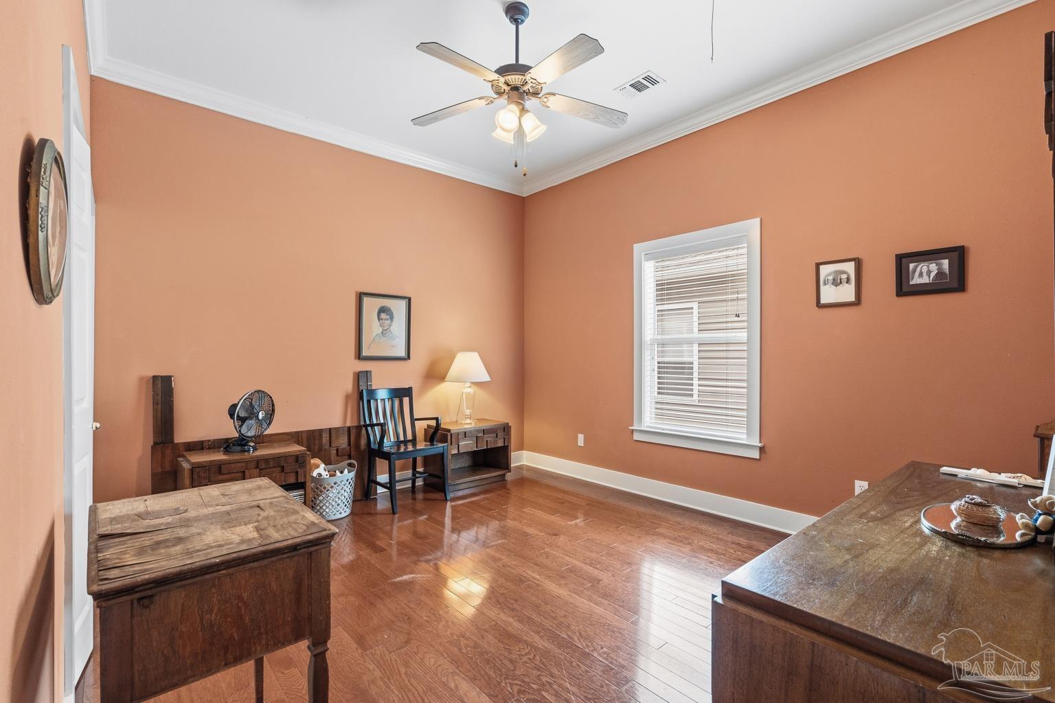 2568 Gulf Breeze Avenue Pensacola FL 32507